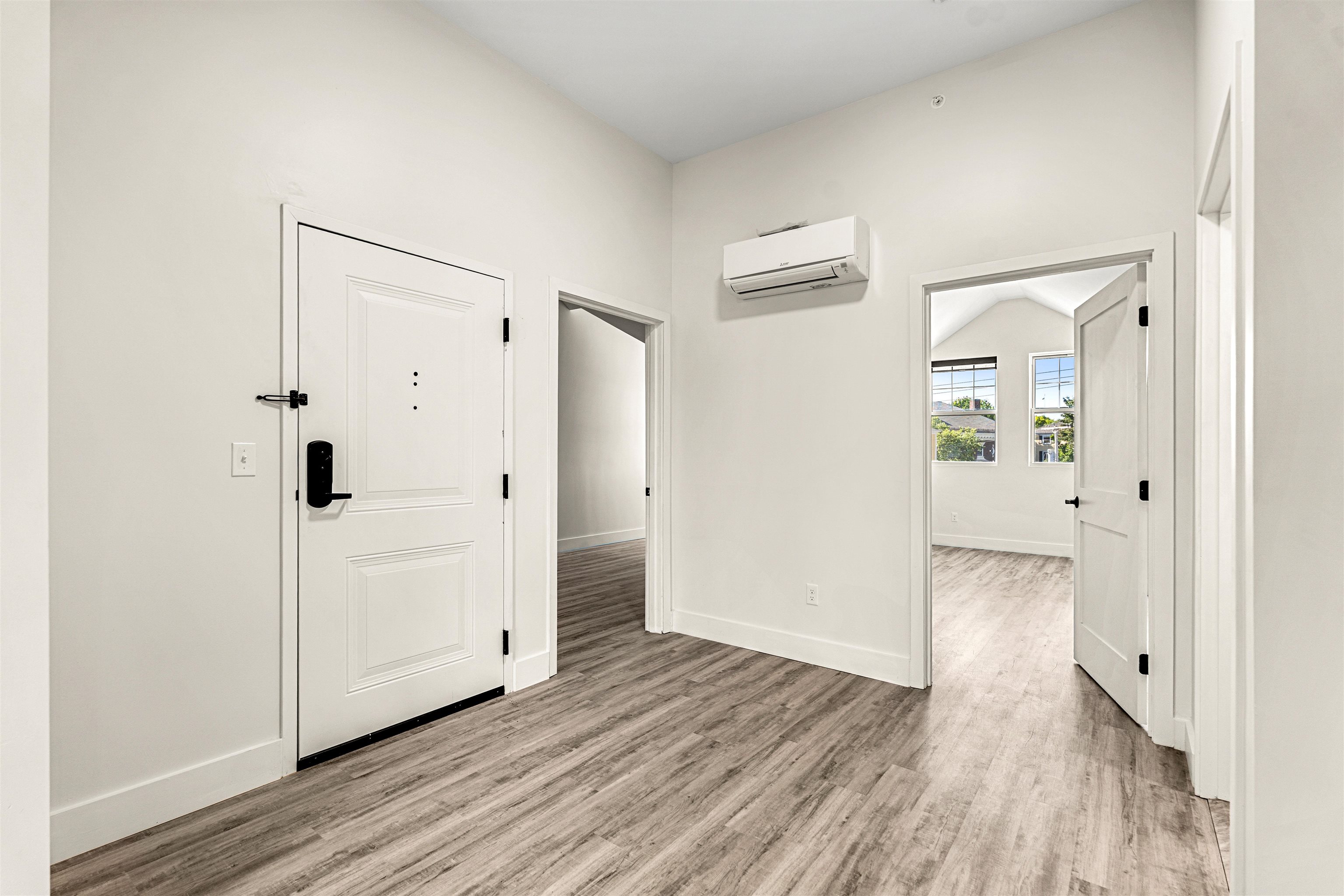 85 Water Street Property Photo 12