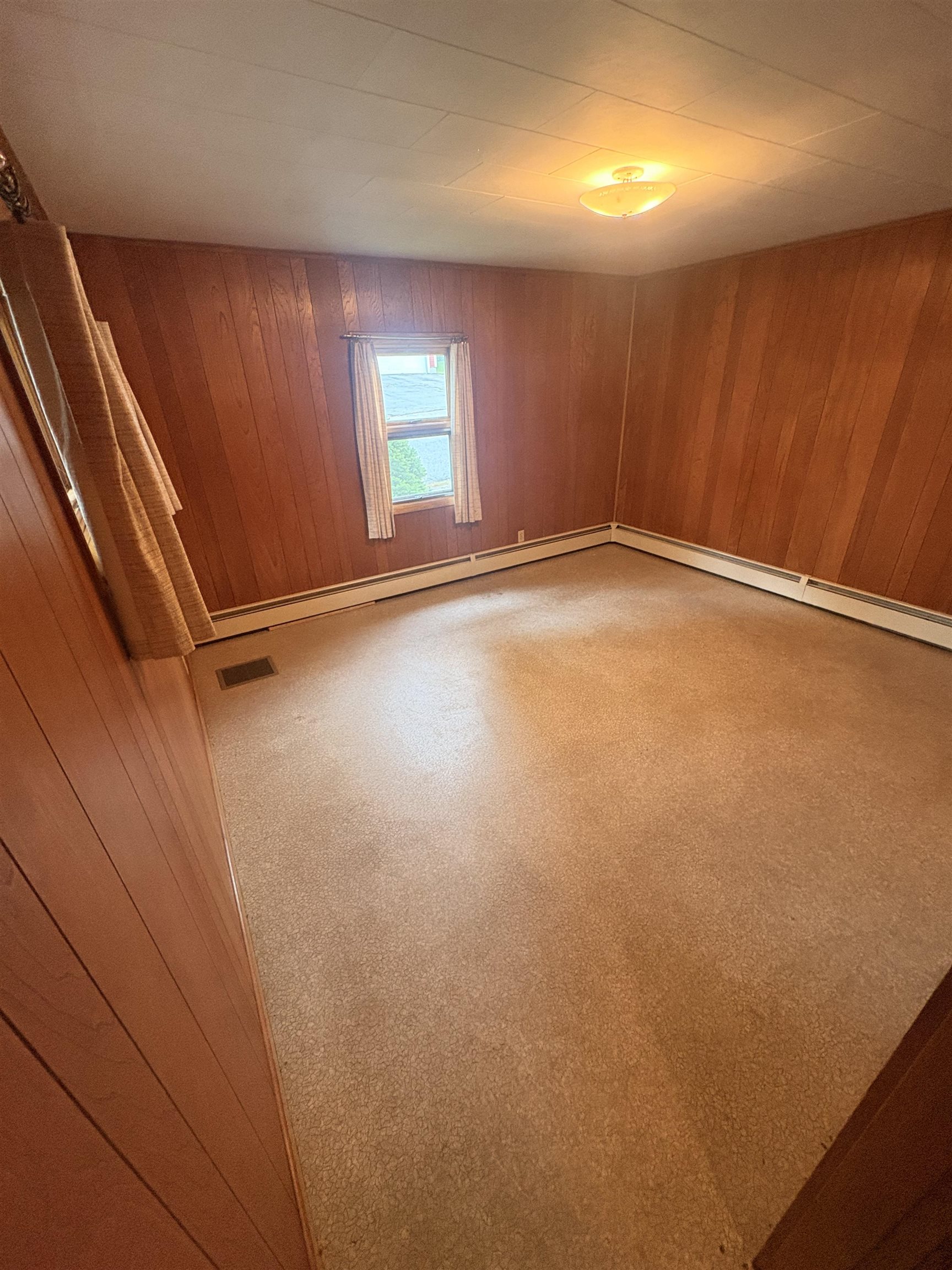 246 Bridge Street Property Photo 6