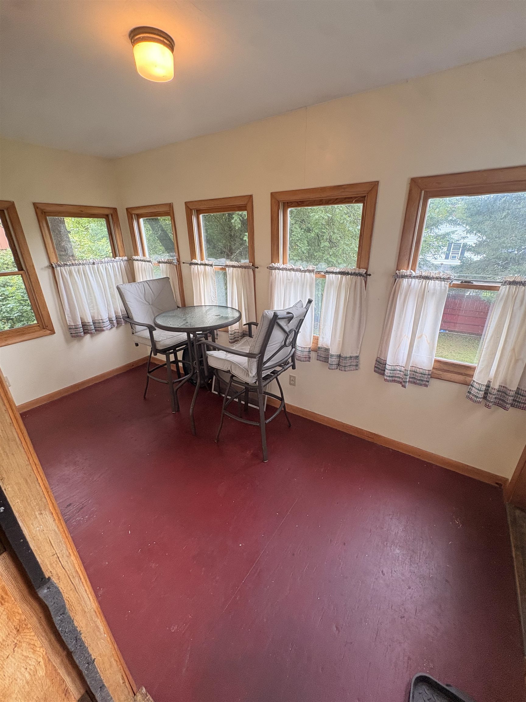 246 Bridge Street Property Photo 10