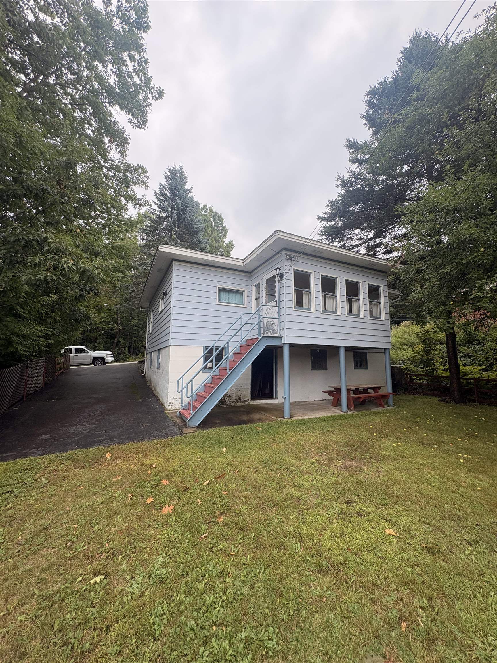 246 Bridge Street Property Photo 11