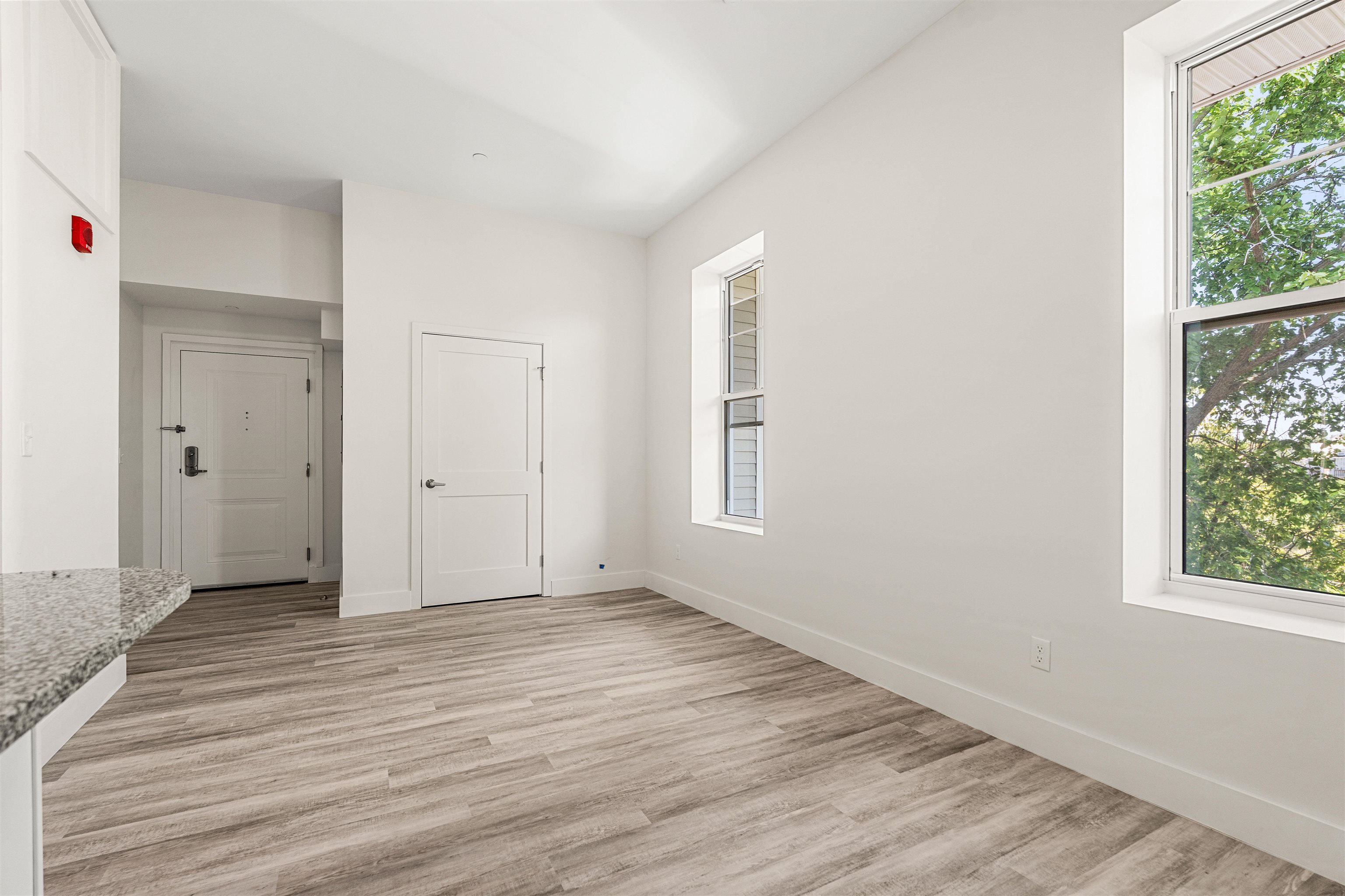 85 Water Street Property Photo 10