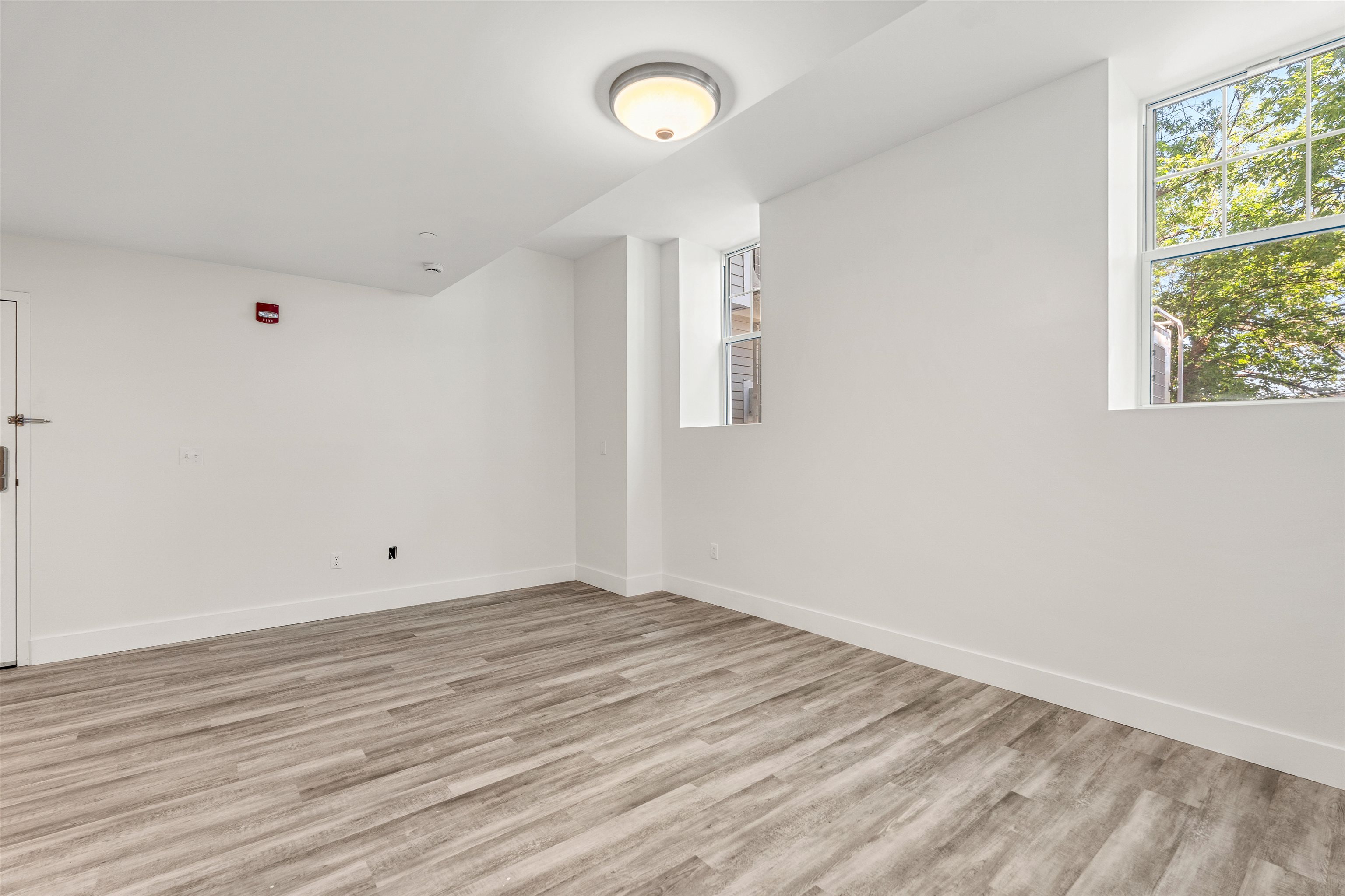 85 Water Street Property Photo 10