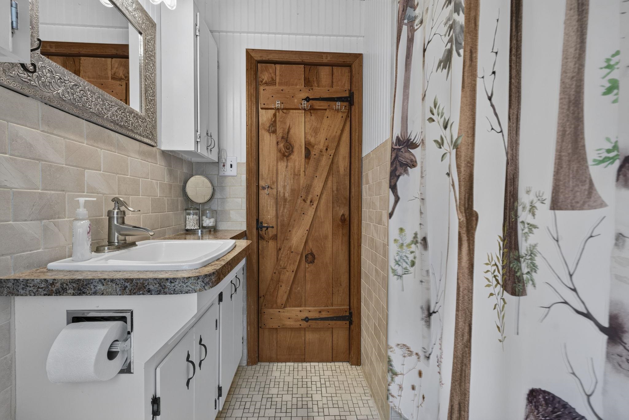 171 Grout Hill Road Property Photo 43