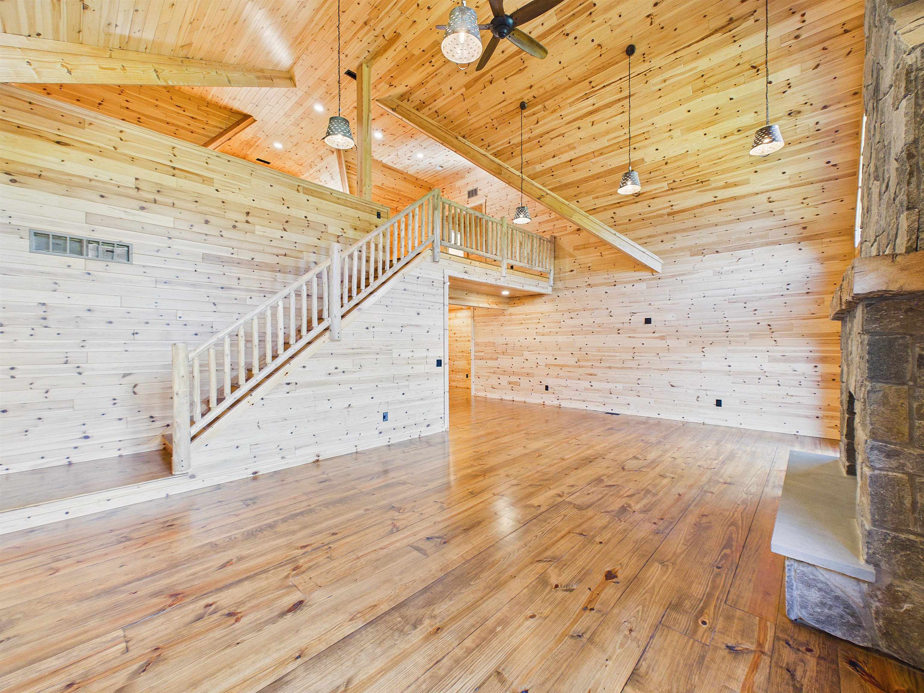 46 Deer Run Property Photo 7