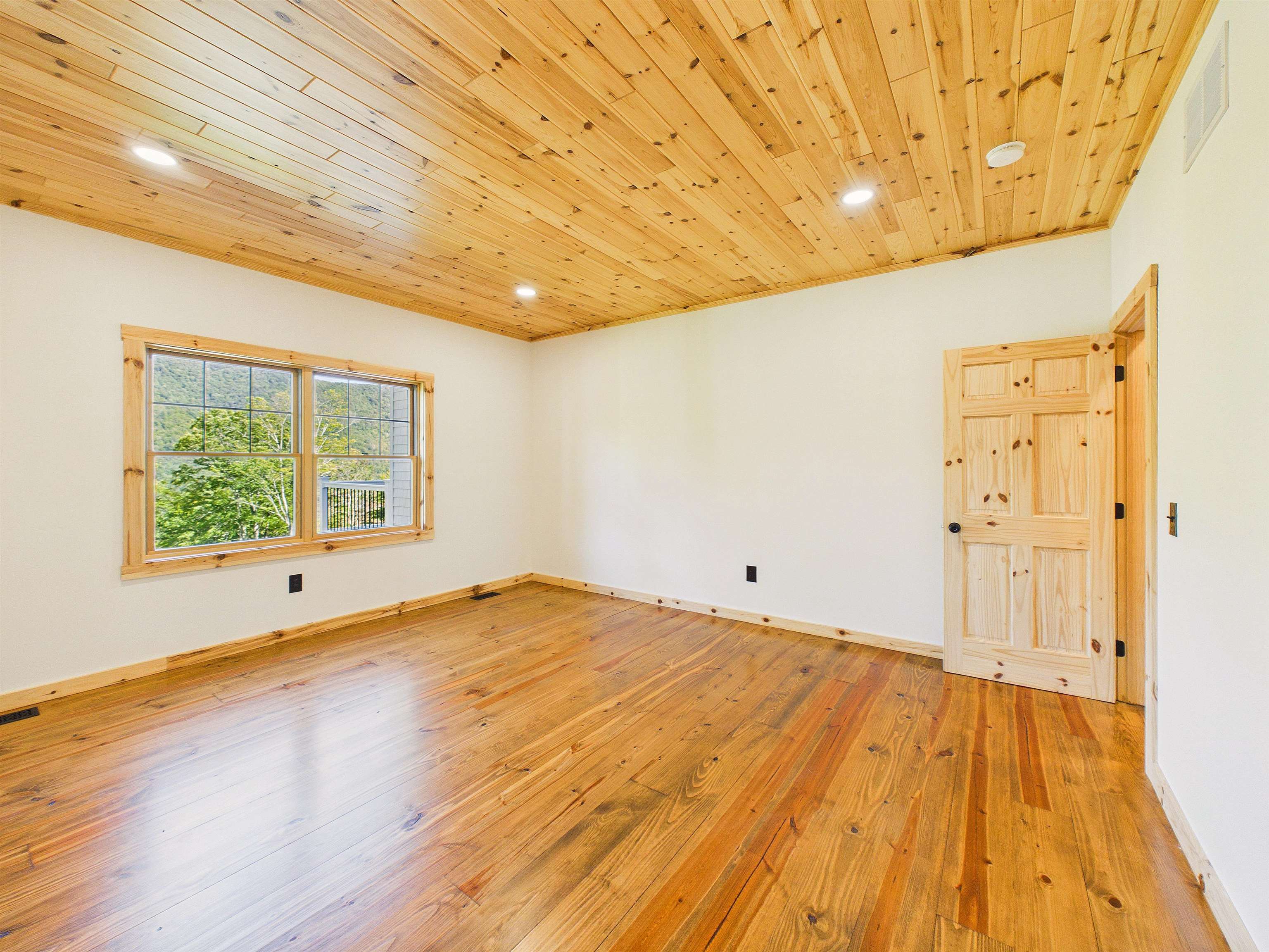 46 Deer Run Property Photo 19