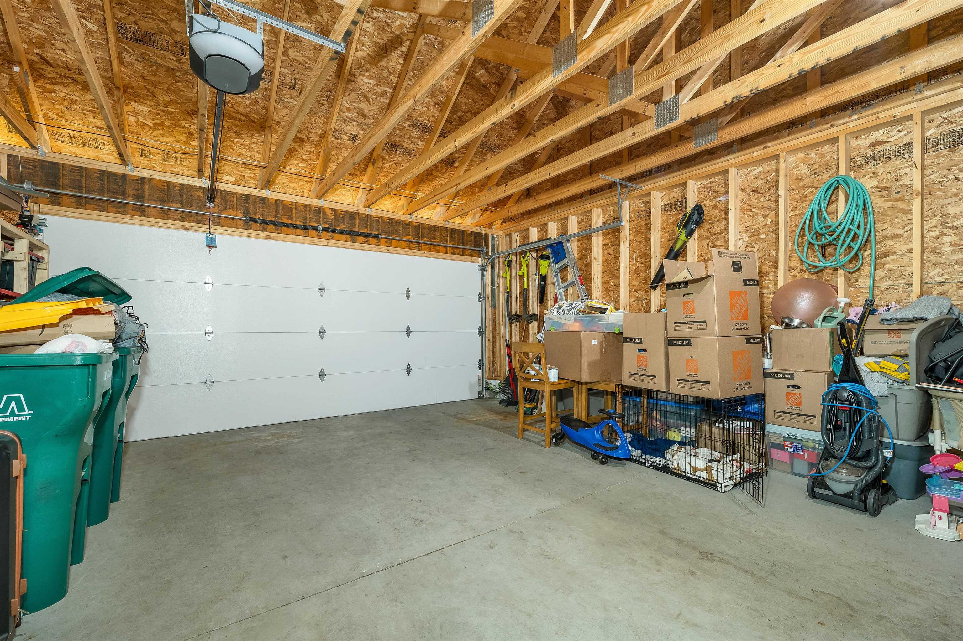 562 Pickering Road Property Photo 39