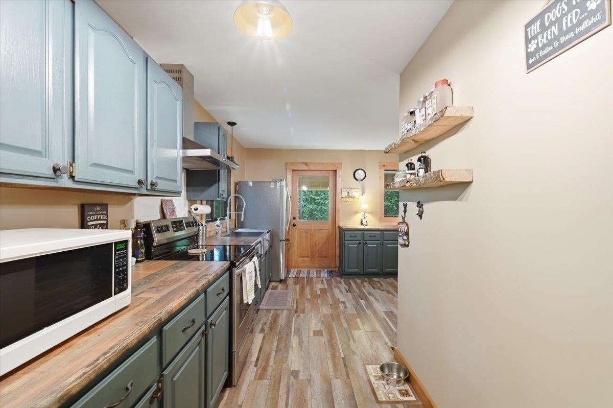 17 Forest Ridge Road Property Photo 14