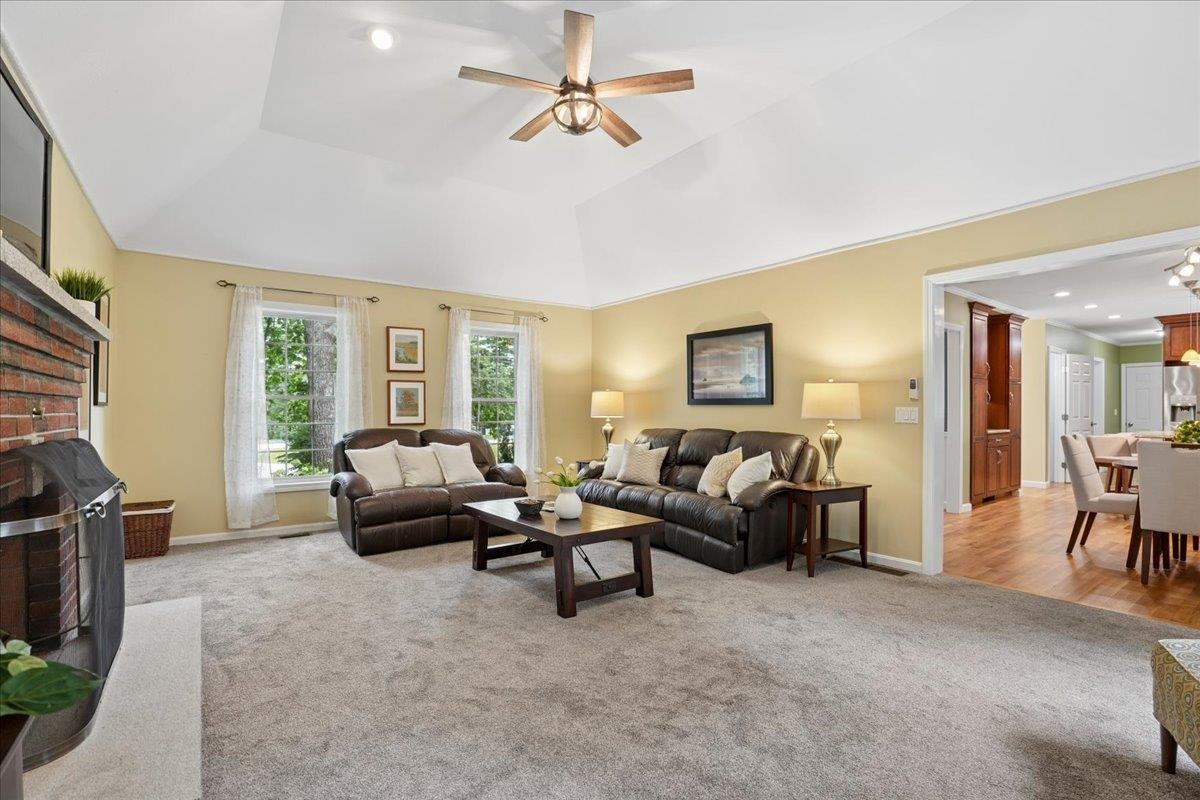 6 Sterling Drive Property Photo 17