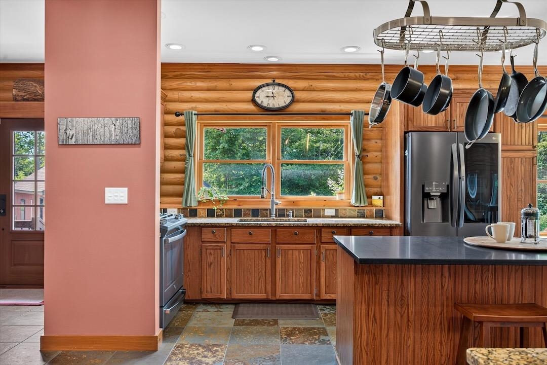 1337 Andover Ridge Road Property Photo 16