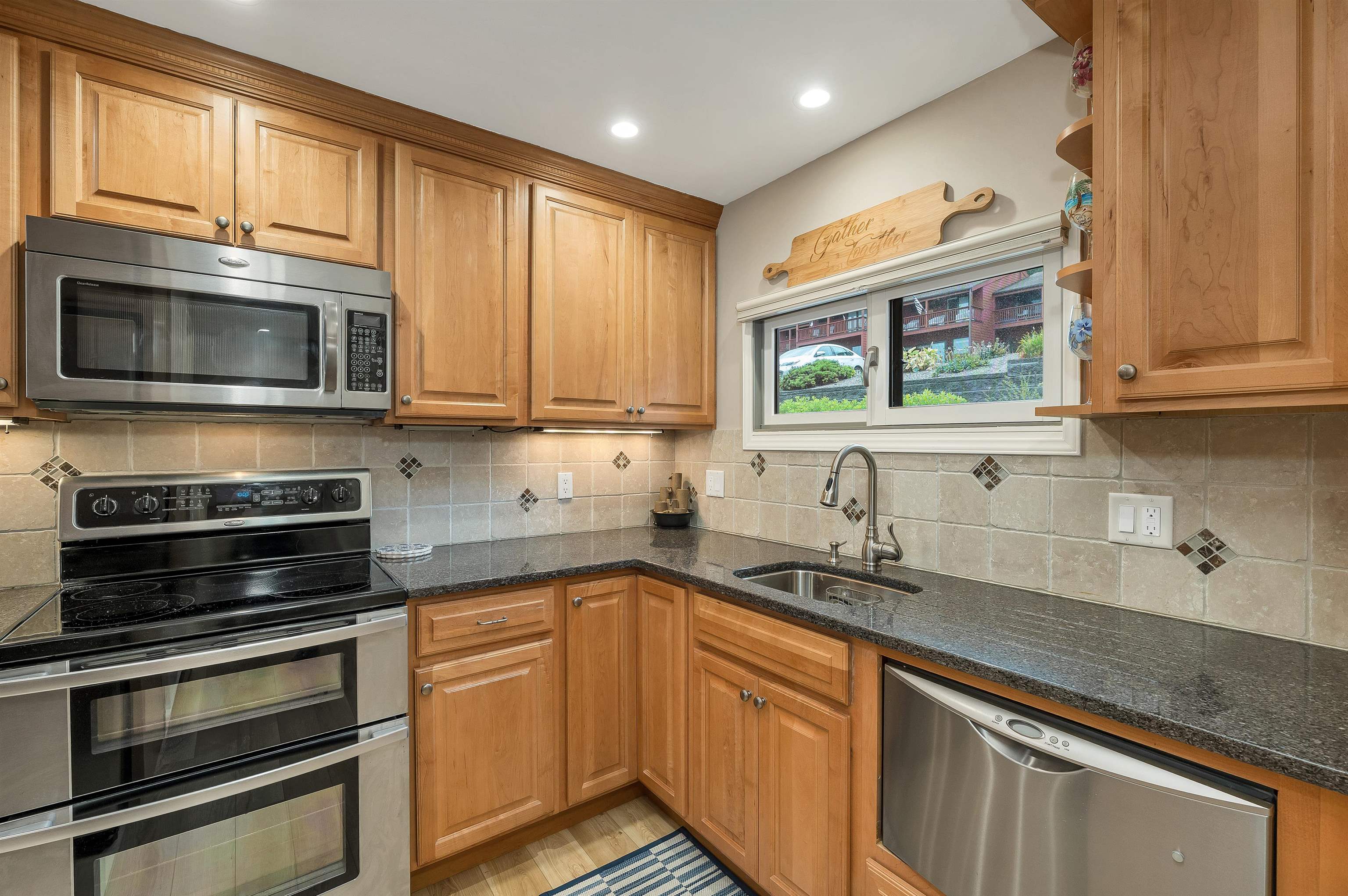 50 Scenic Drive Property Photo 14