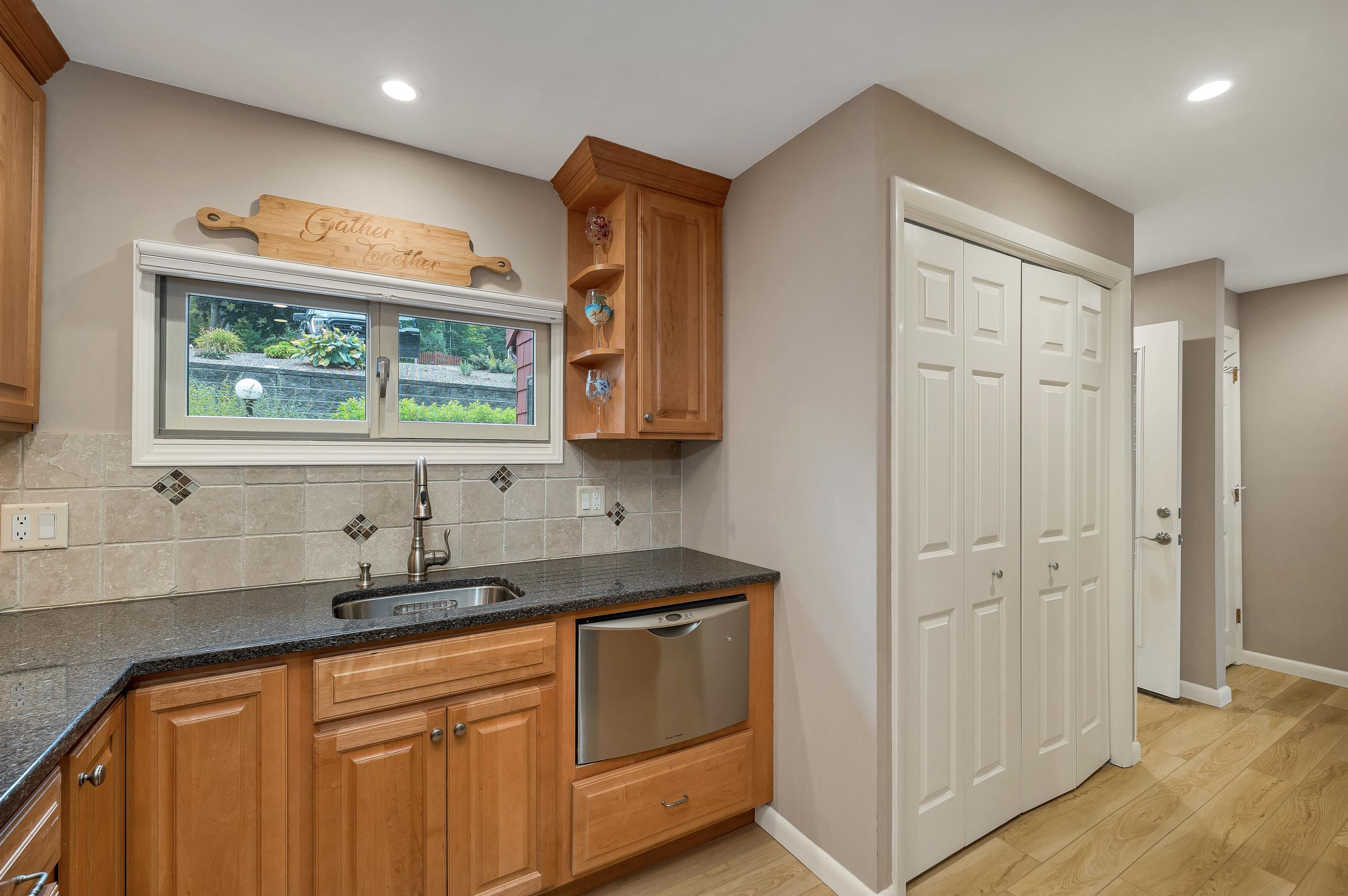 50 Scenic Drive Property Photo 15