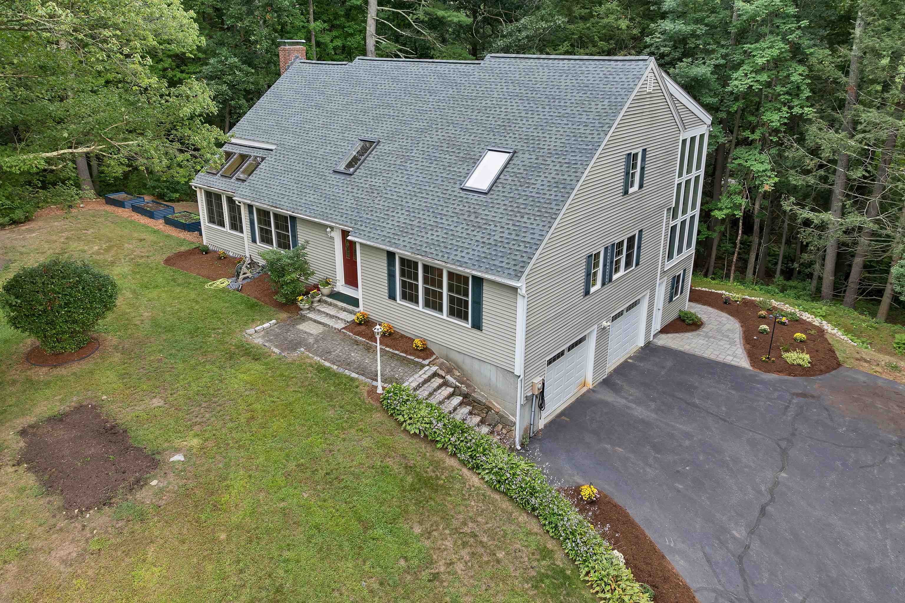 38 Sharon Road Property Photo 2