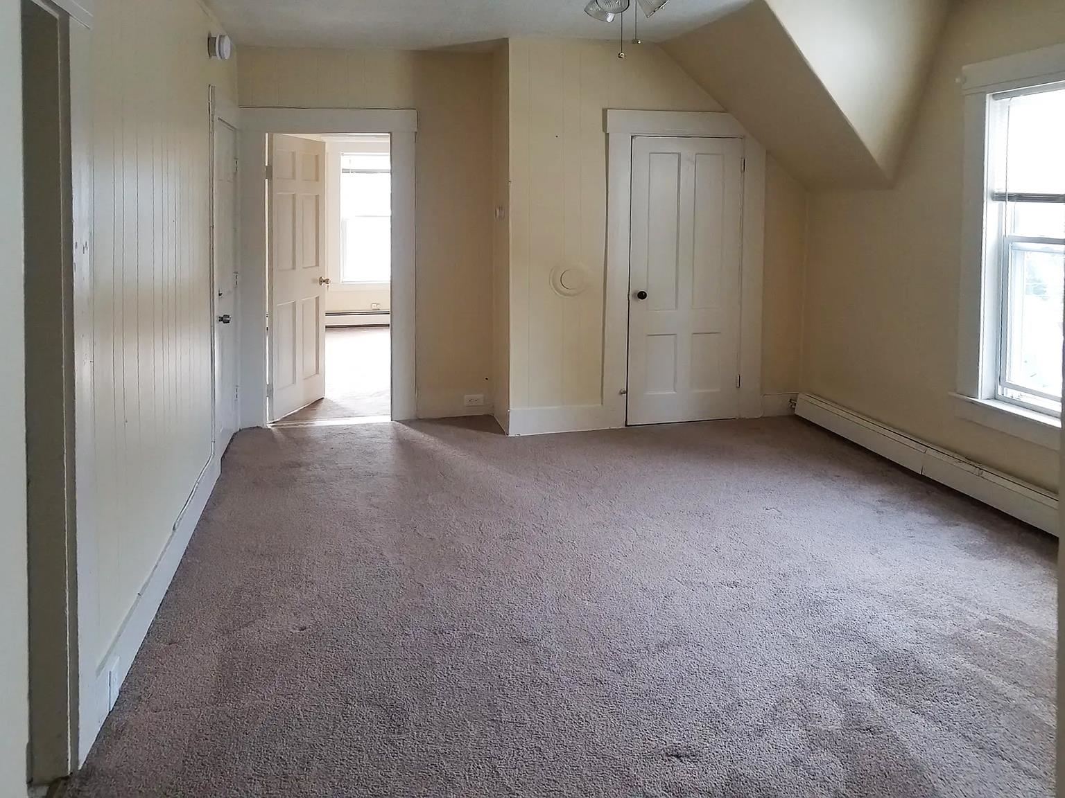 18 South Street Property Photo 10