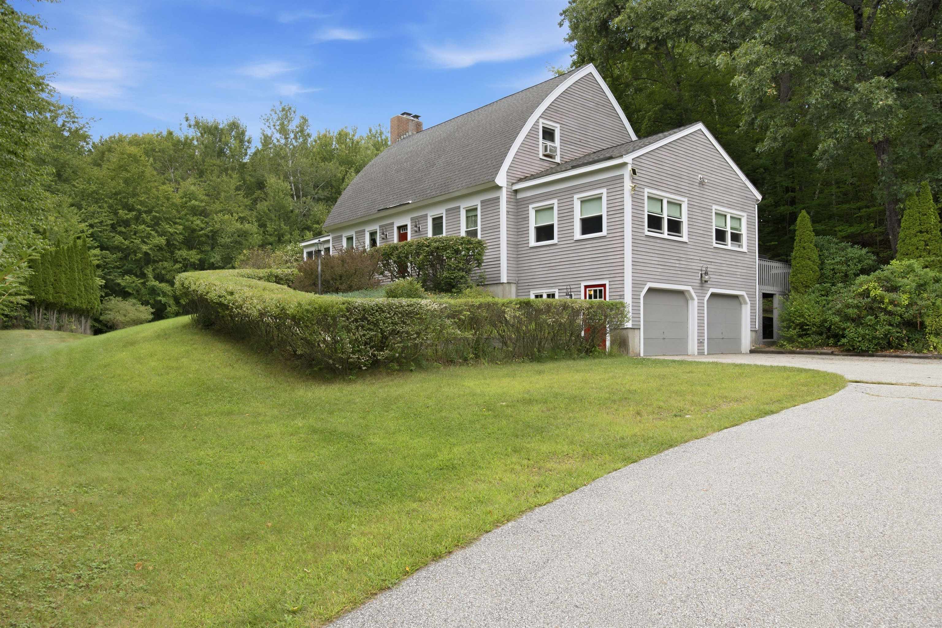 8 Hollow Road Property Photo 2
