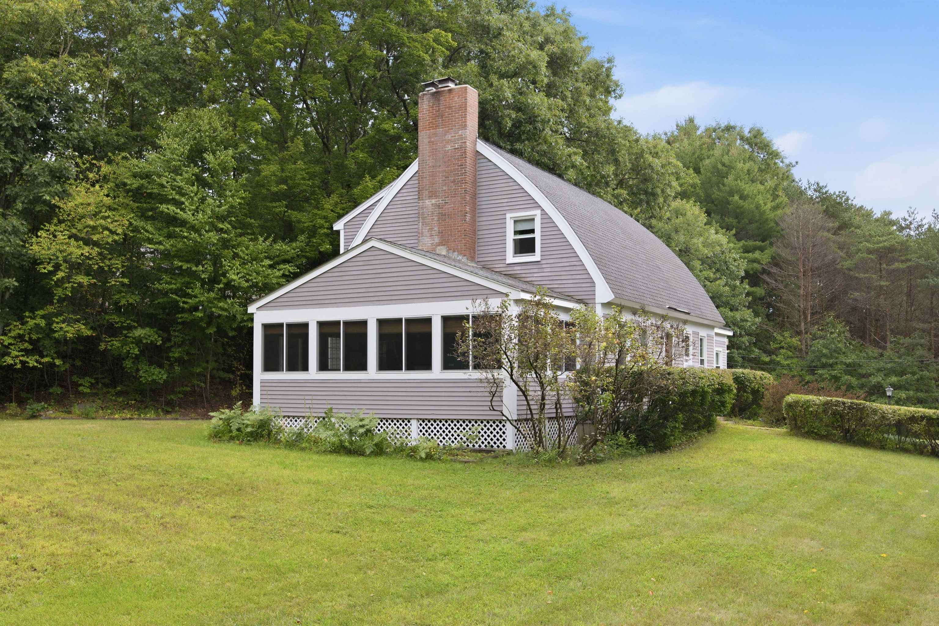 8 Hollow Road Property Photo 3