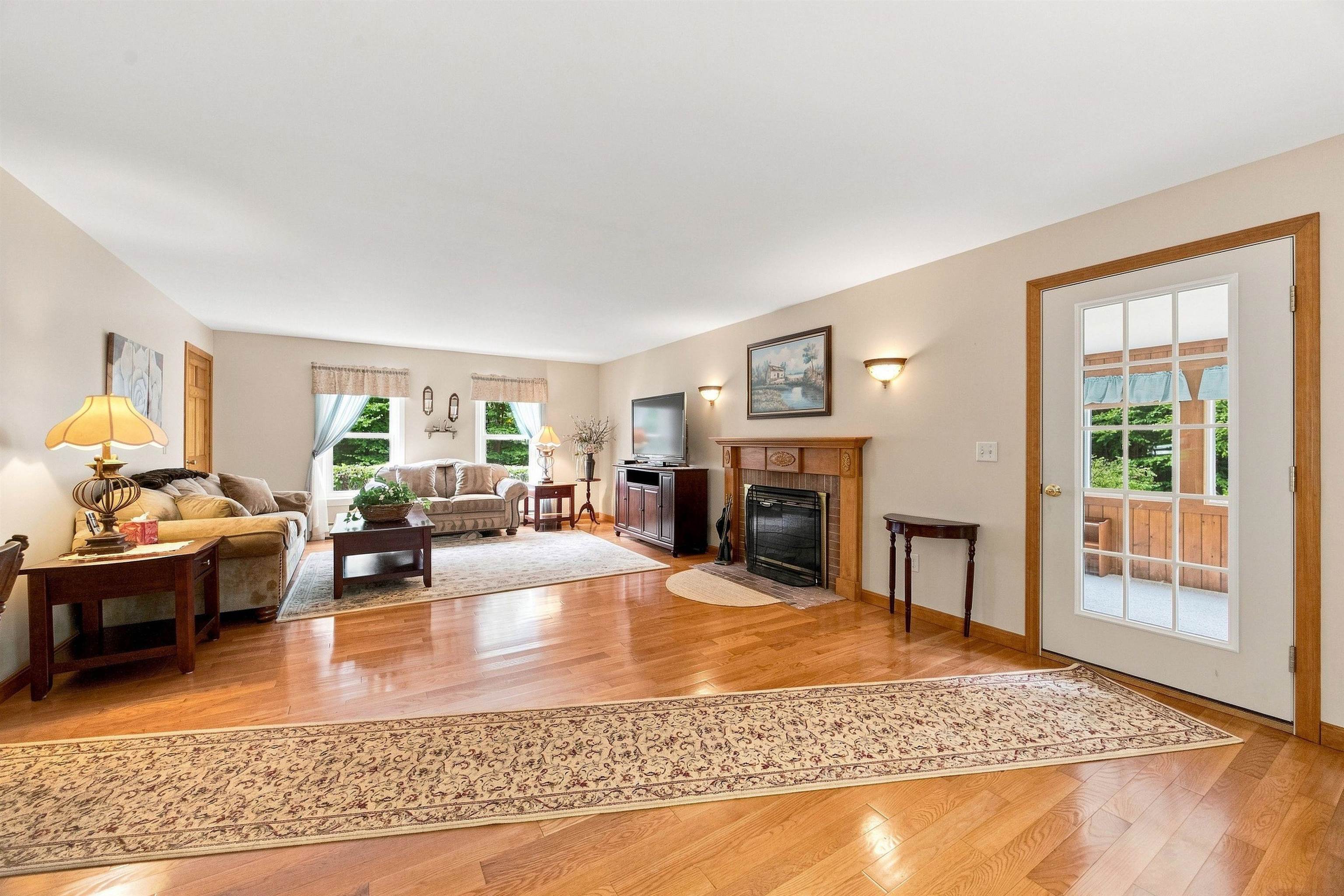 8 Hollow Road Property Photo 16