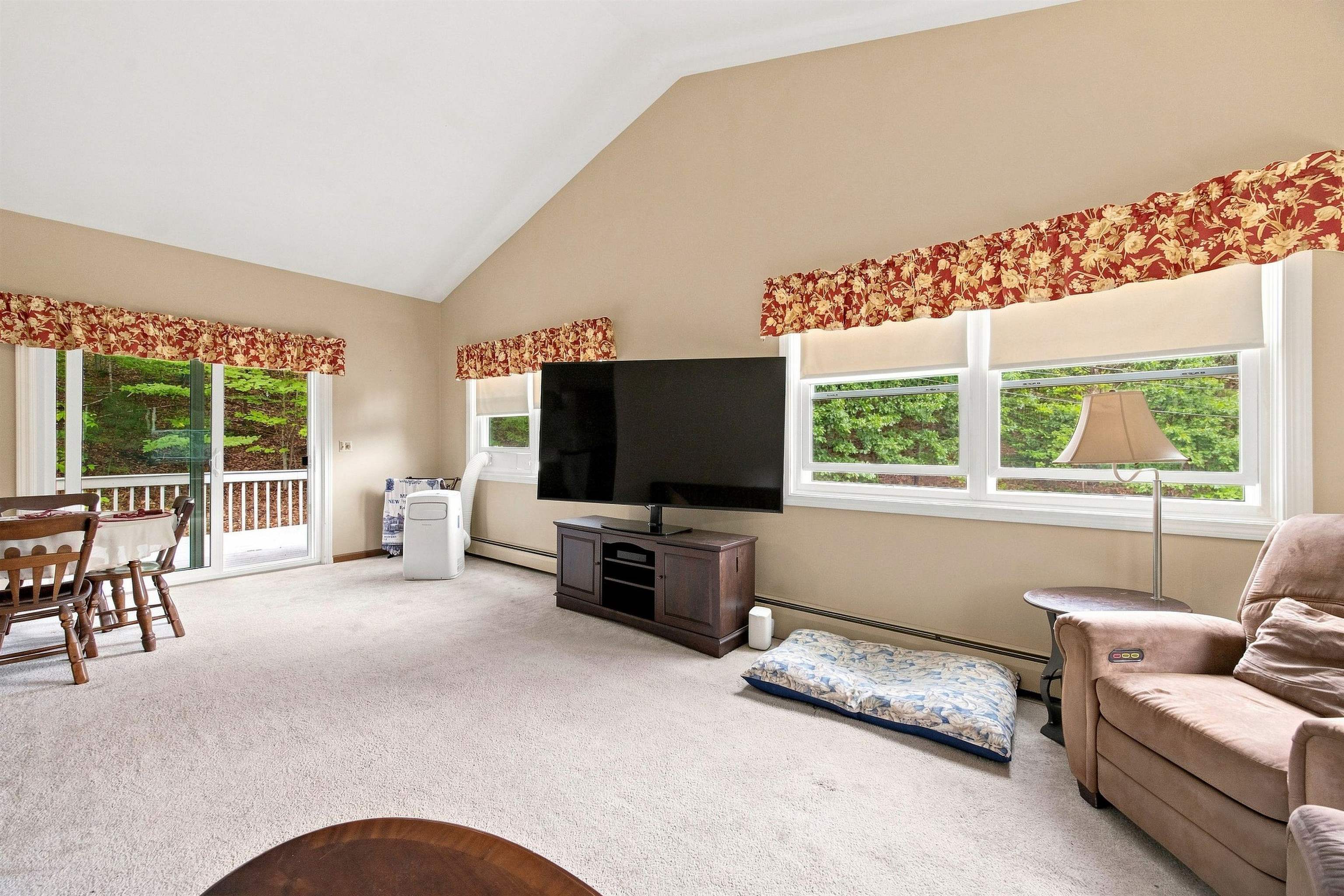 8 Hollow Road Property Photo 20