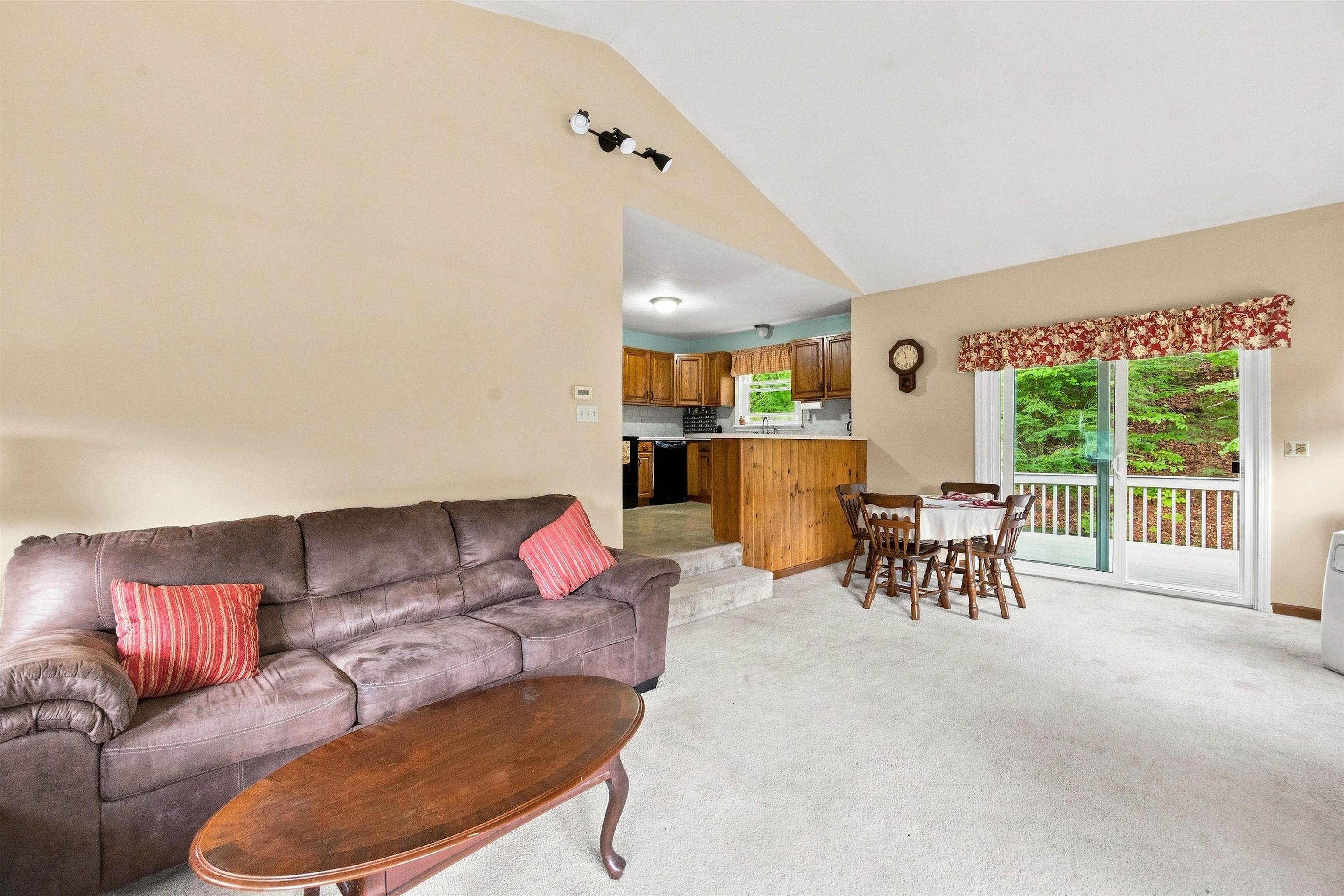 8 Hollow Road Property Photo 21