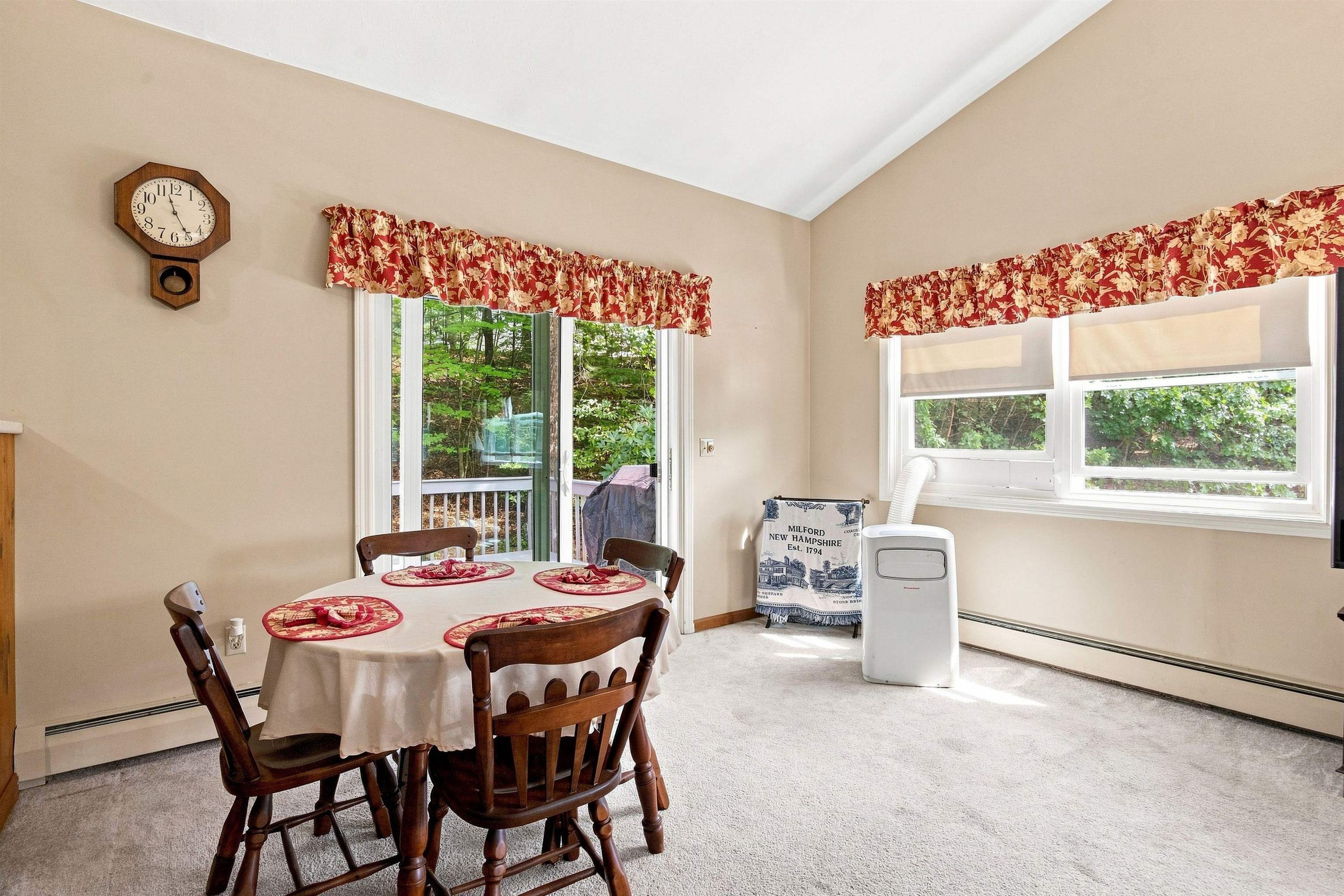 8 Hollow Road Property Photo 23