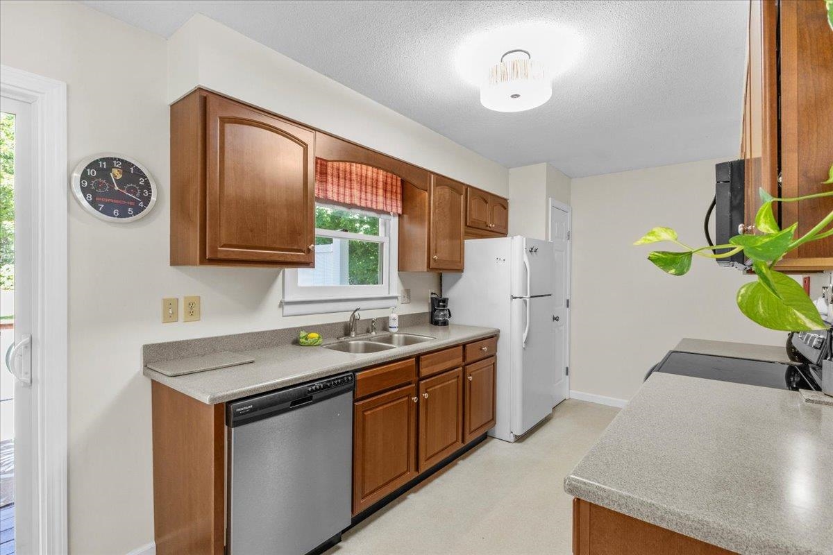 97 Pine Lane Property Photo 16