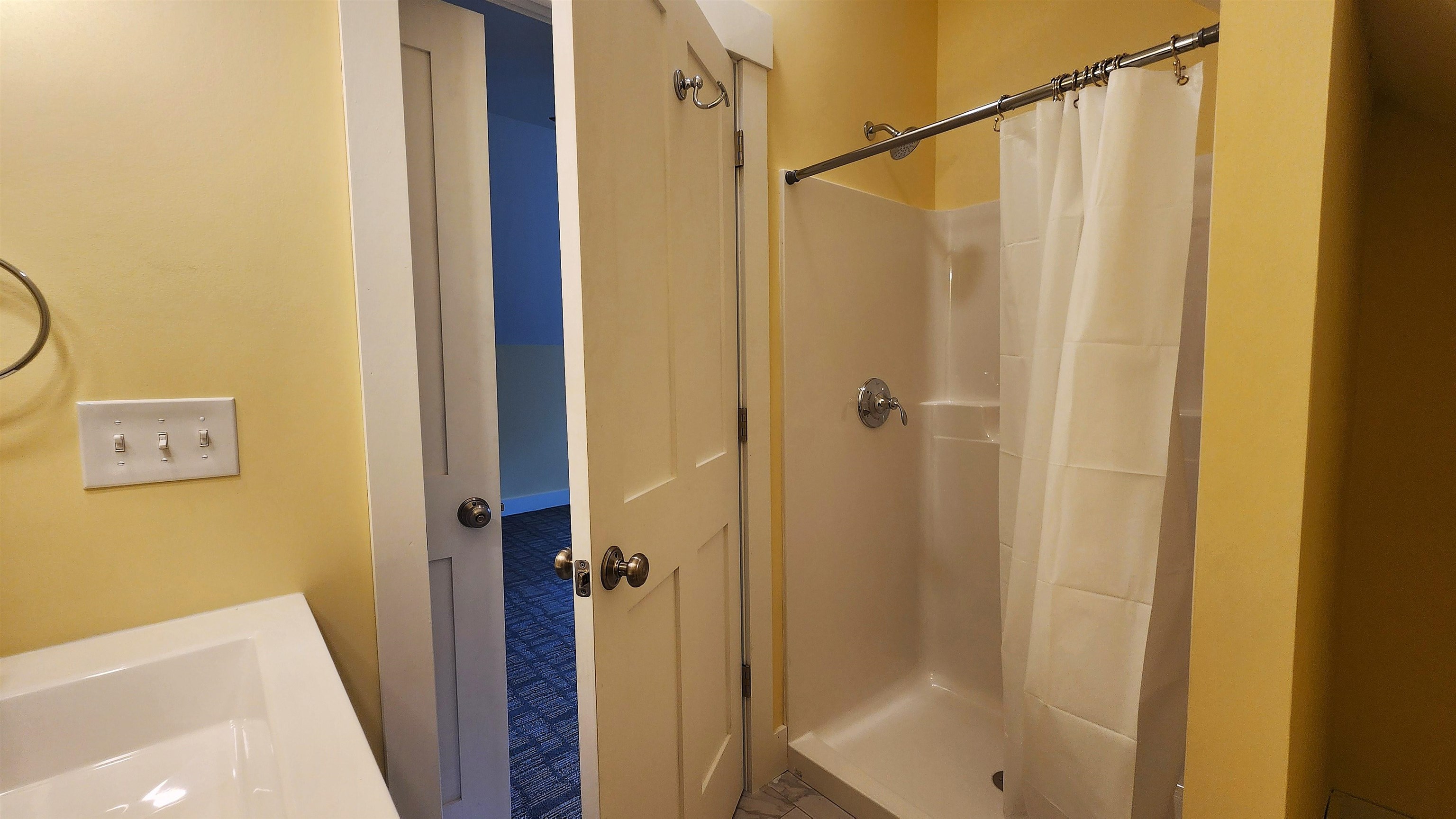 188 Wall Street Property Photo 22