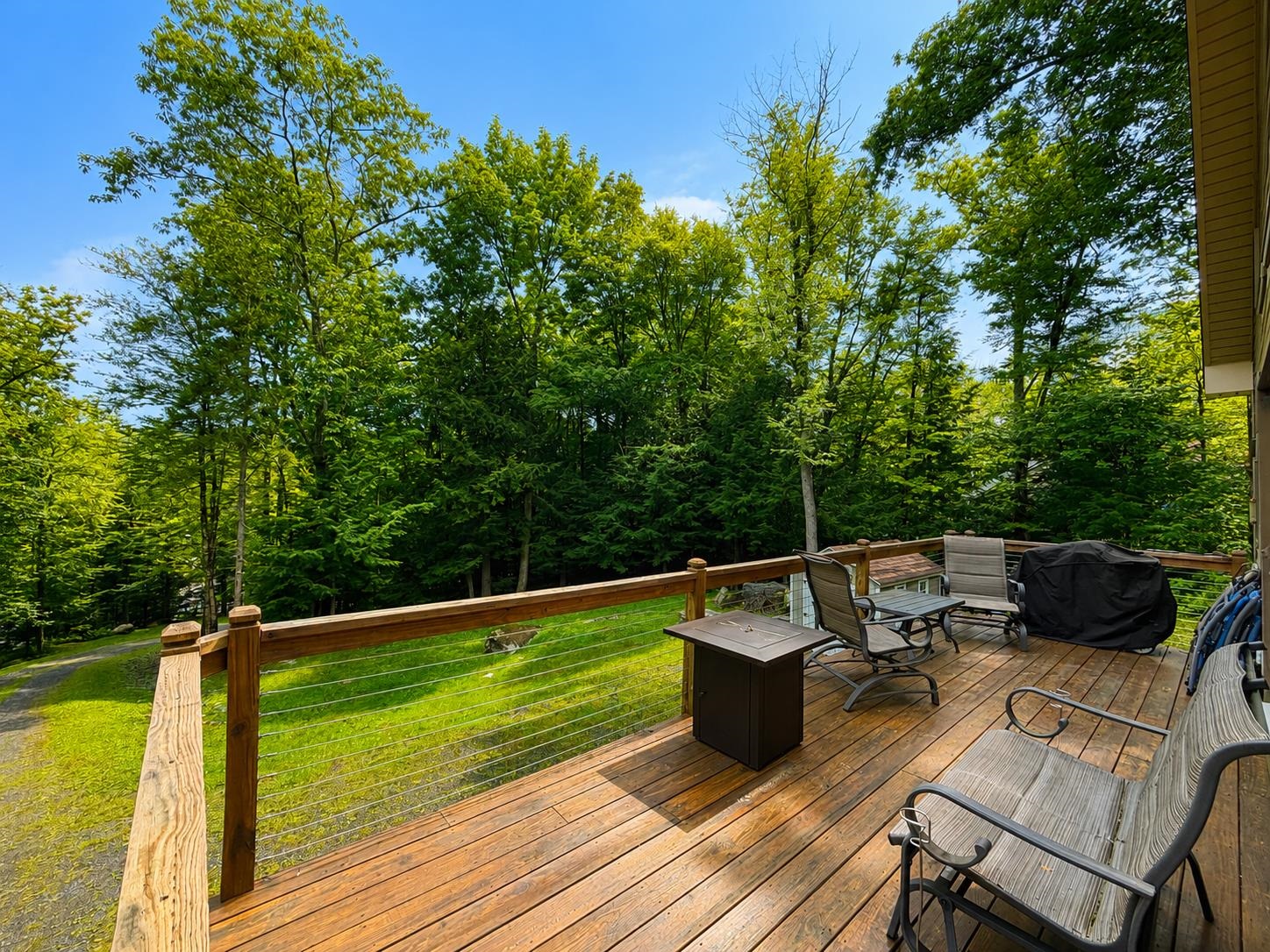 250 Fairview Avenue Property Photo 20