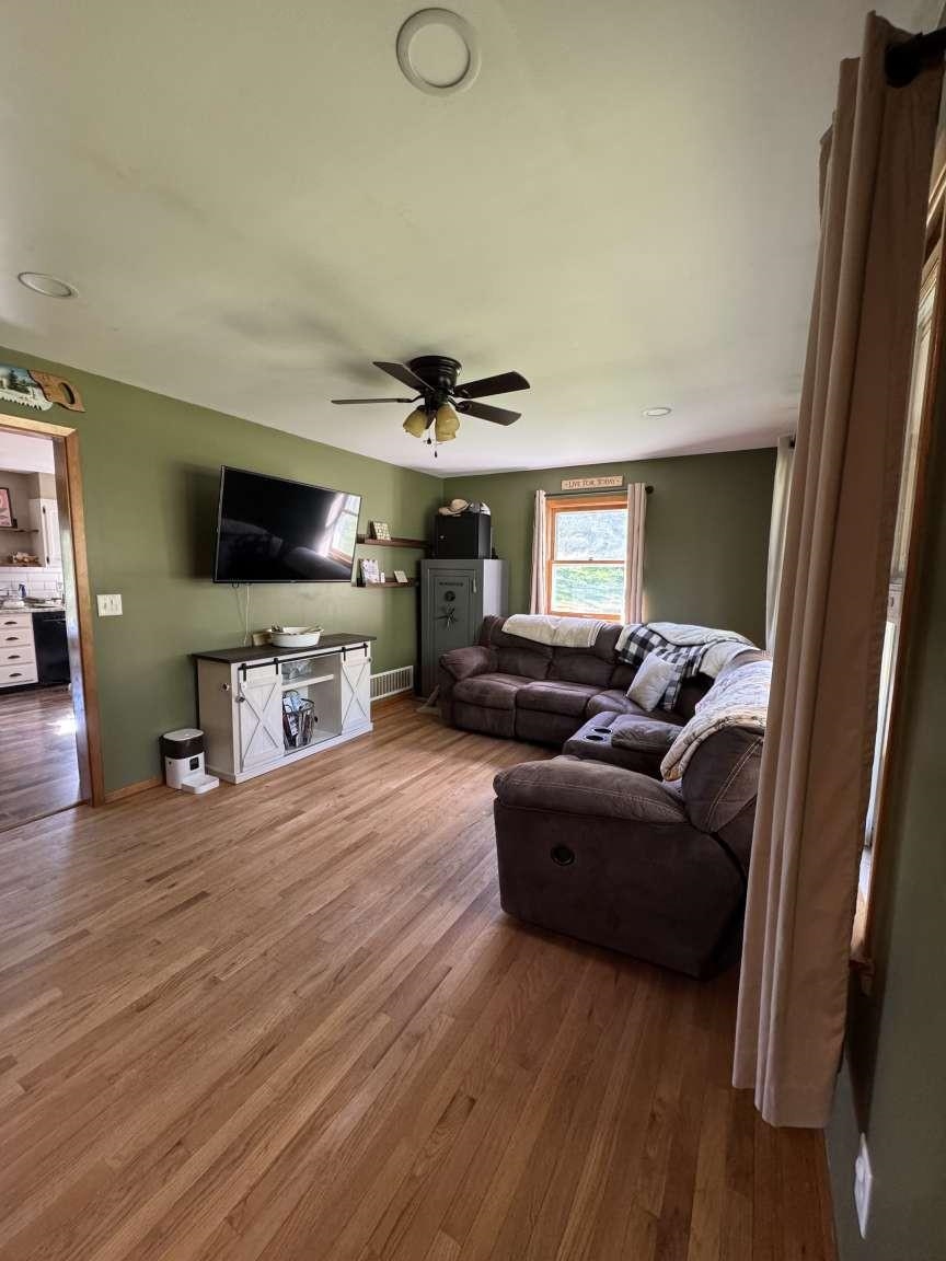 6962 Vt Route 18 Property Photo 6
