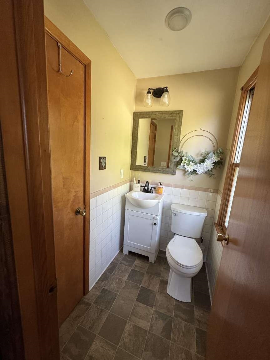 6962 Vt Route 18 Property Photo 8