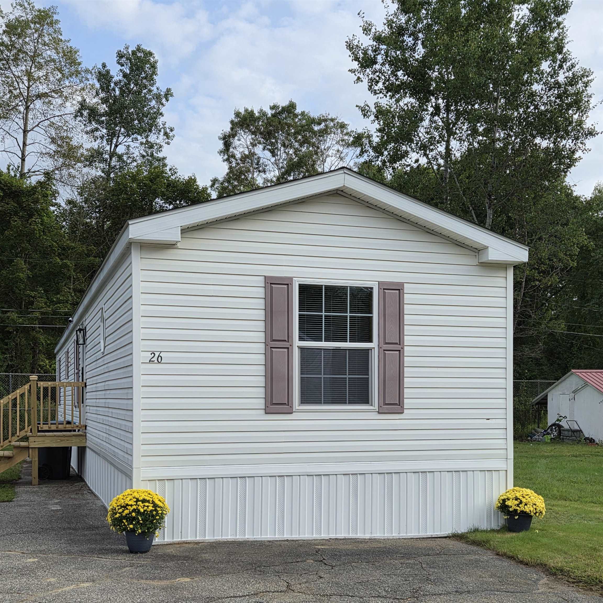 26 Longmeadow Drive Property Photo 2