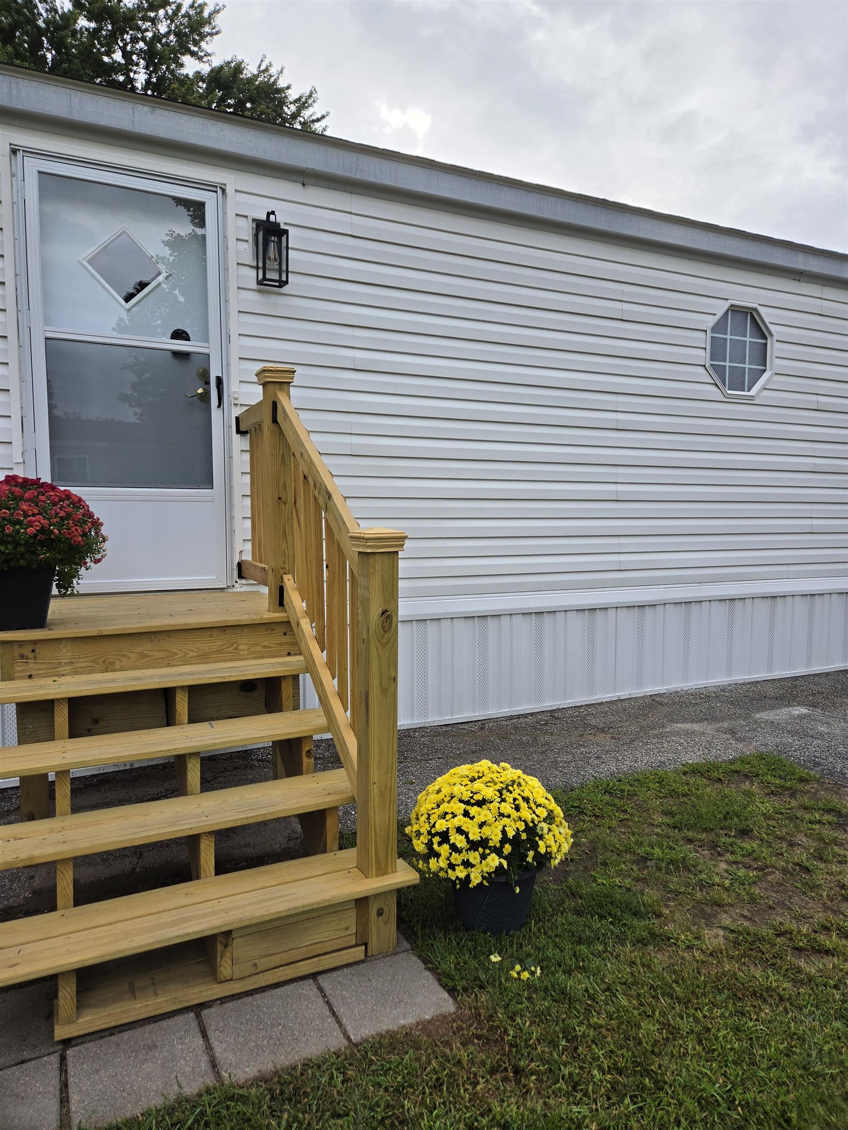 26 Longmeadow Drive Property Photo 6