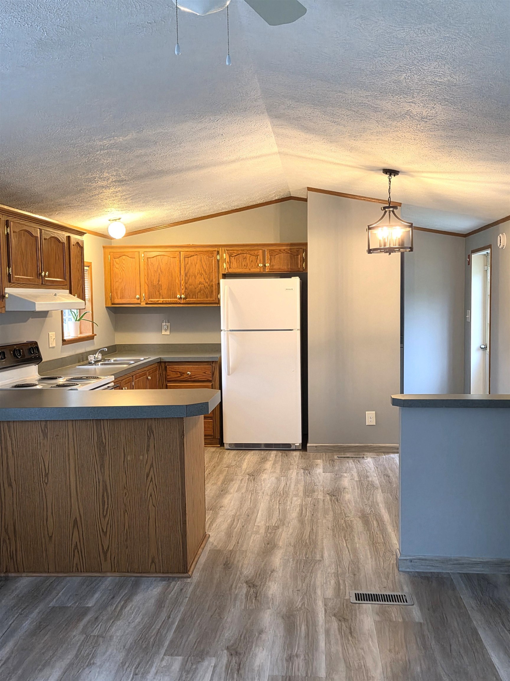 26 Longmeadow Drive Property Photo 9
