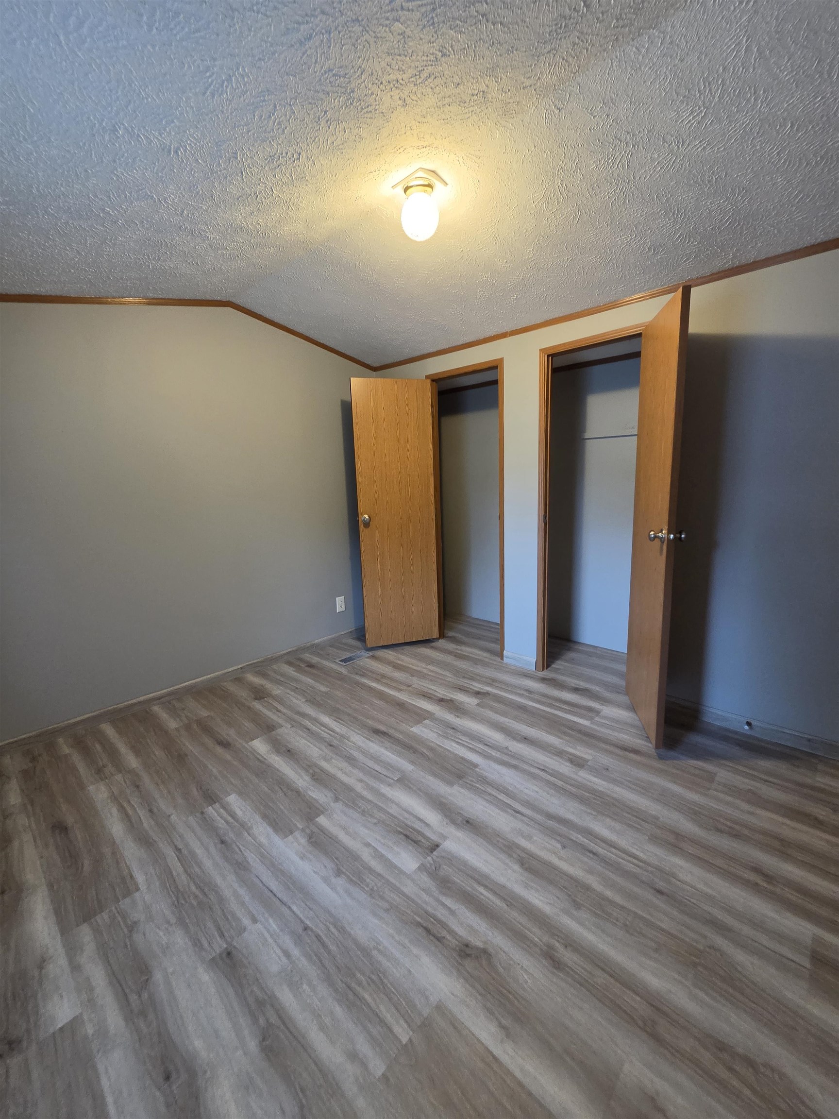 26 Longmeadow Drive Property Photo 15