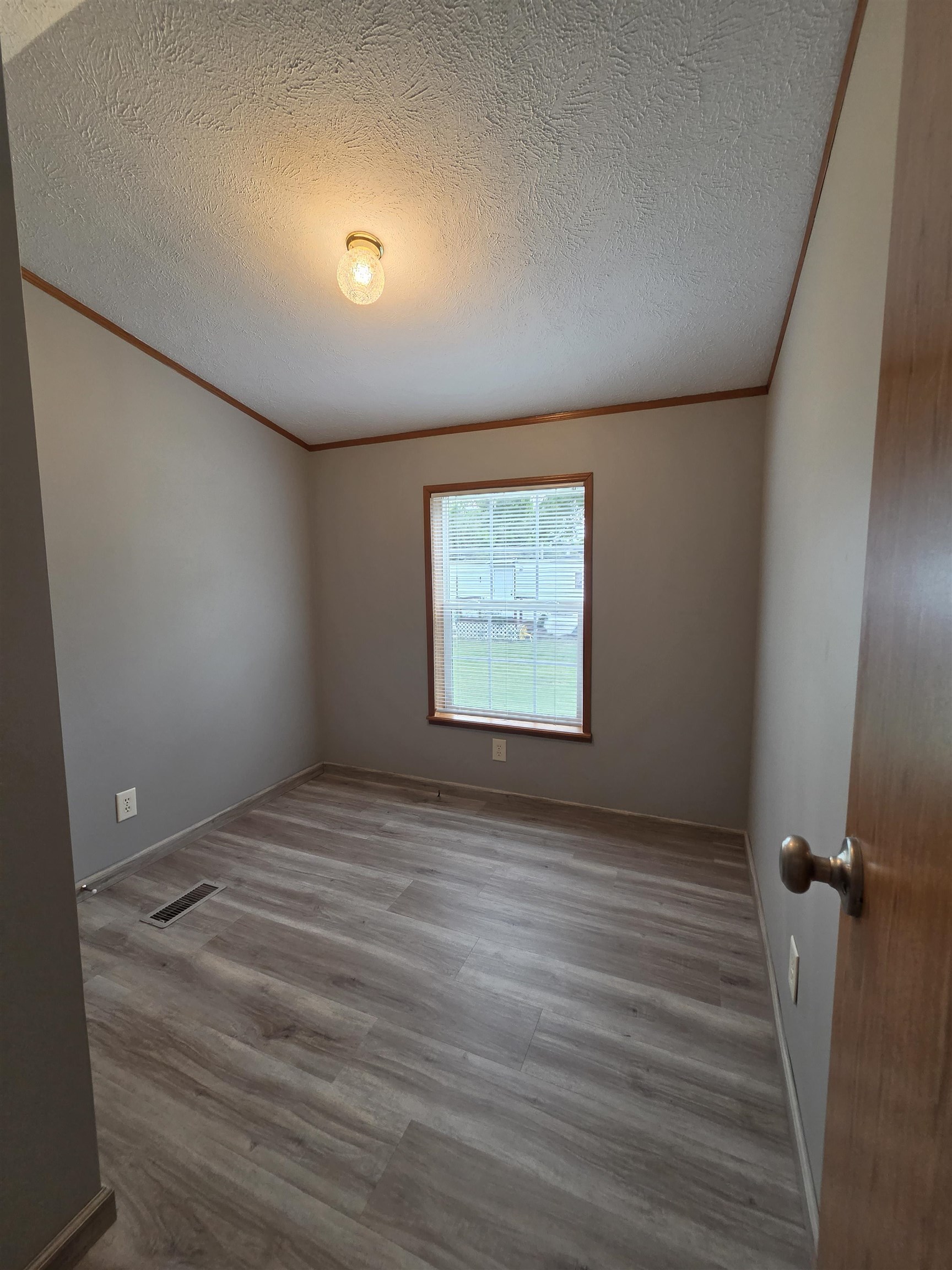 26 Longmeadow Drive Property Photo 17