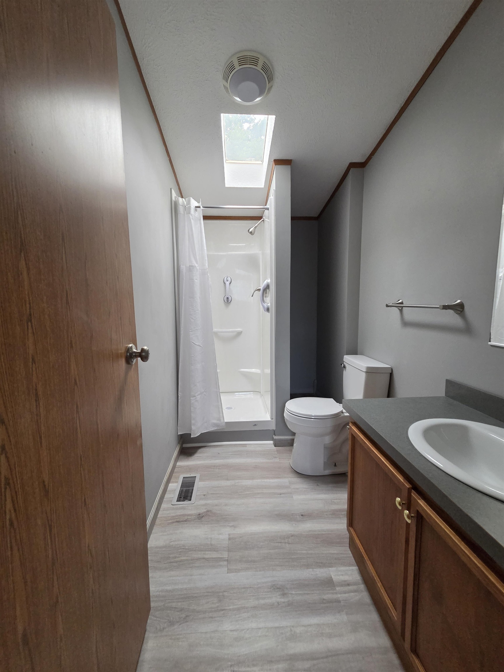 26 Longmeadow Drive Property Photo 19
