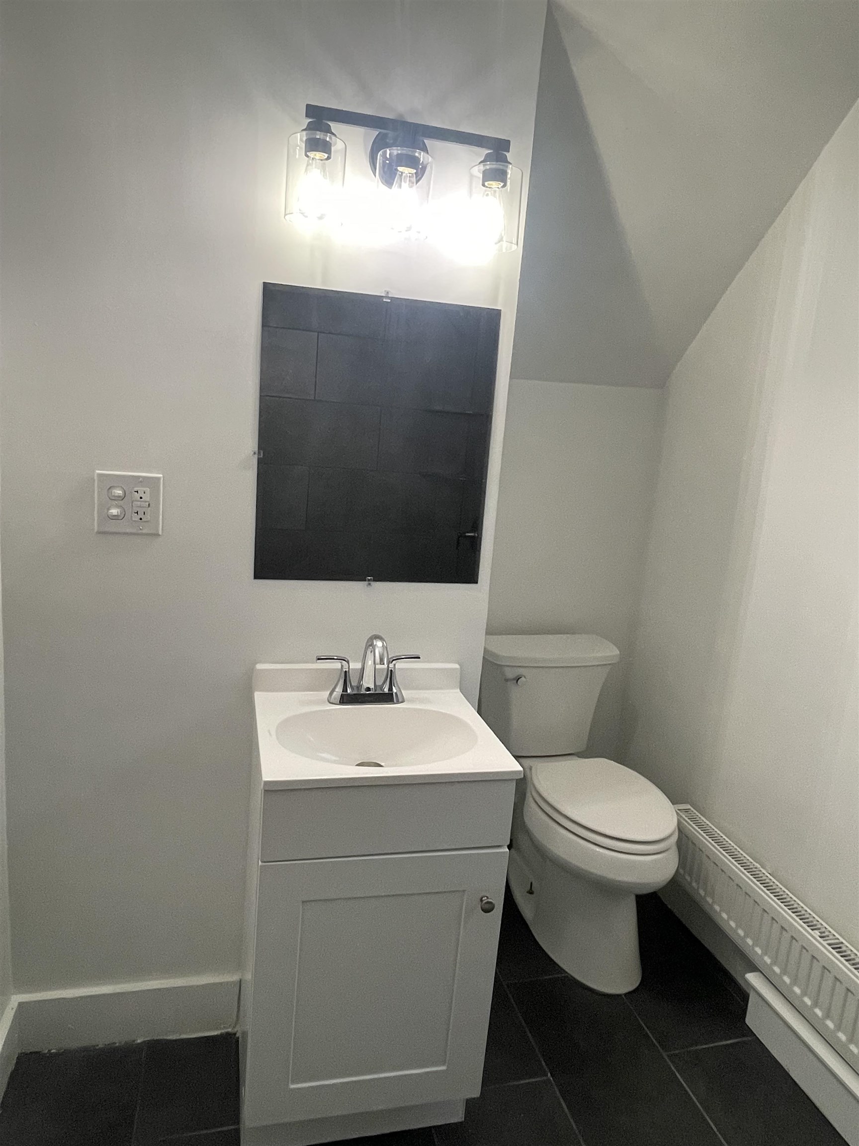 81 Gilford Avenue Property Photo 16