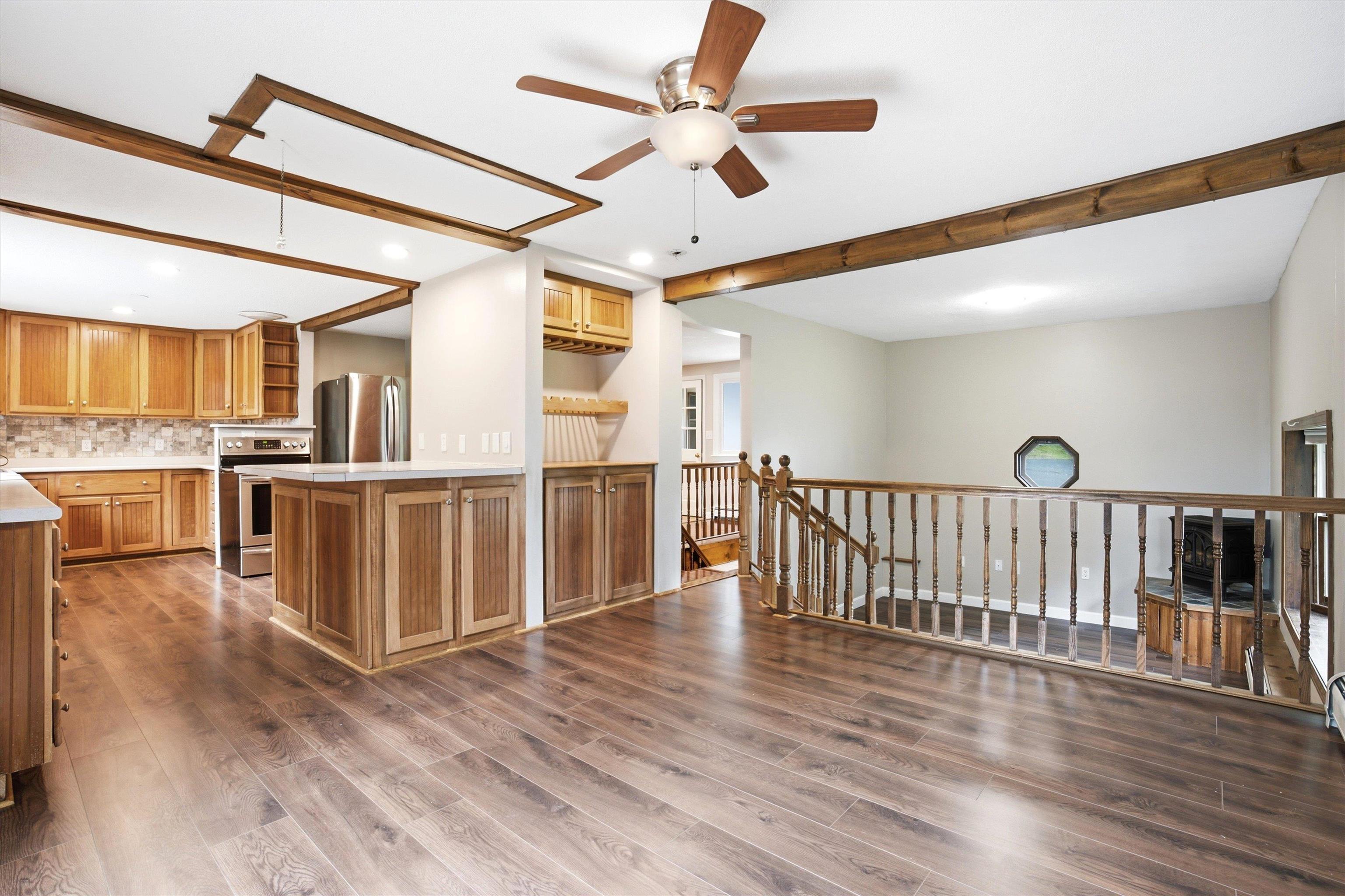 182 Buck Street Property Photo 32