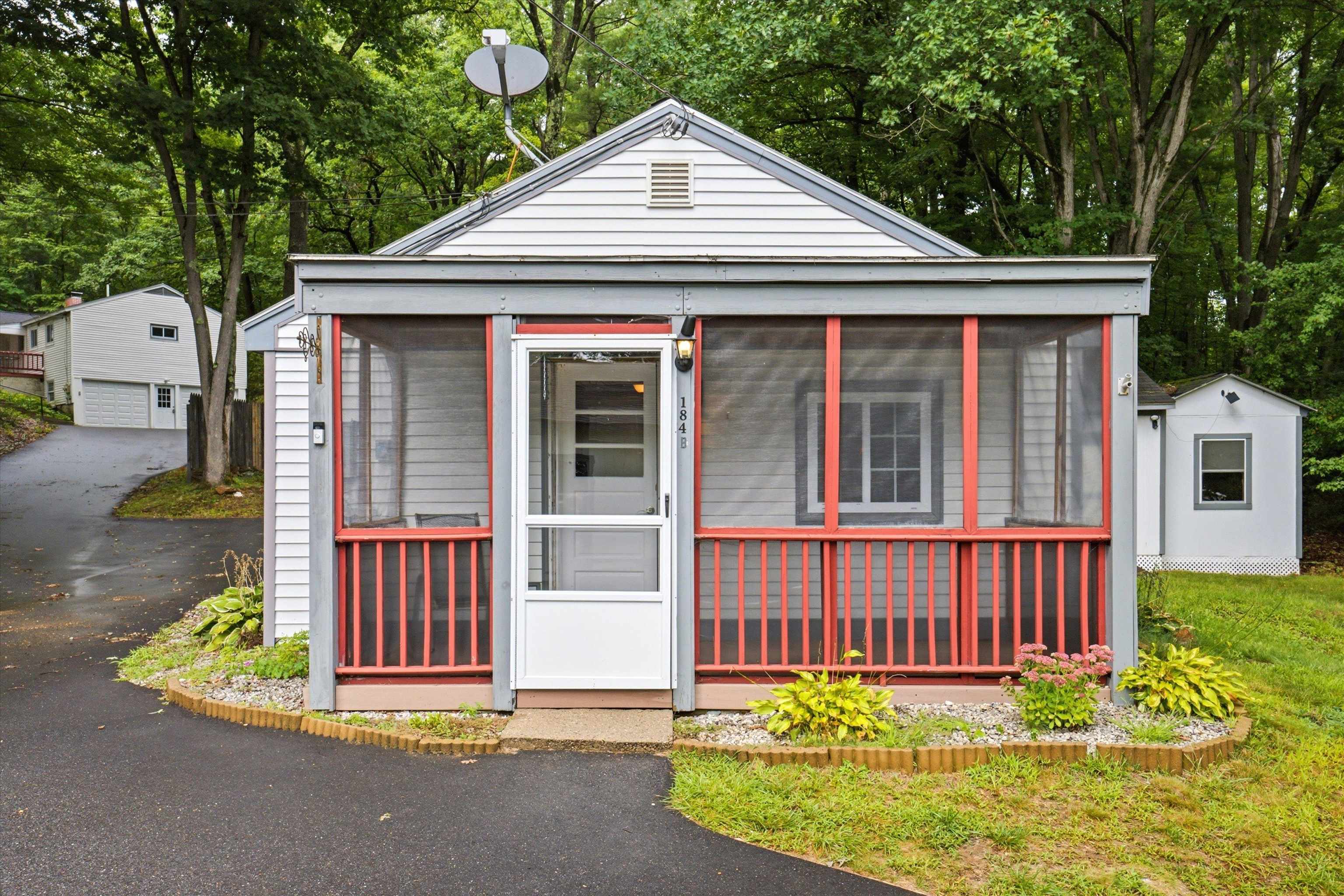 182 Buck Street Property Photo 49