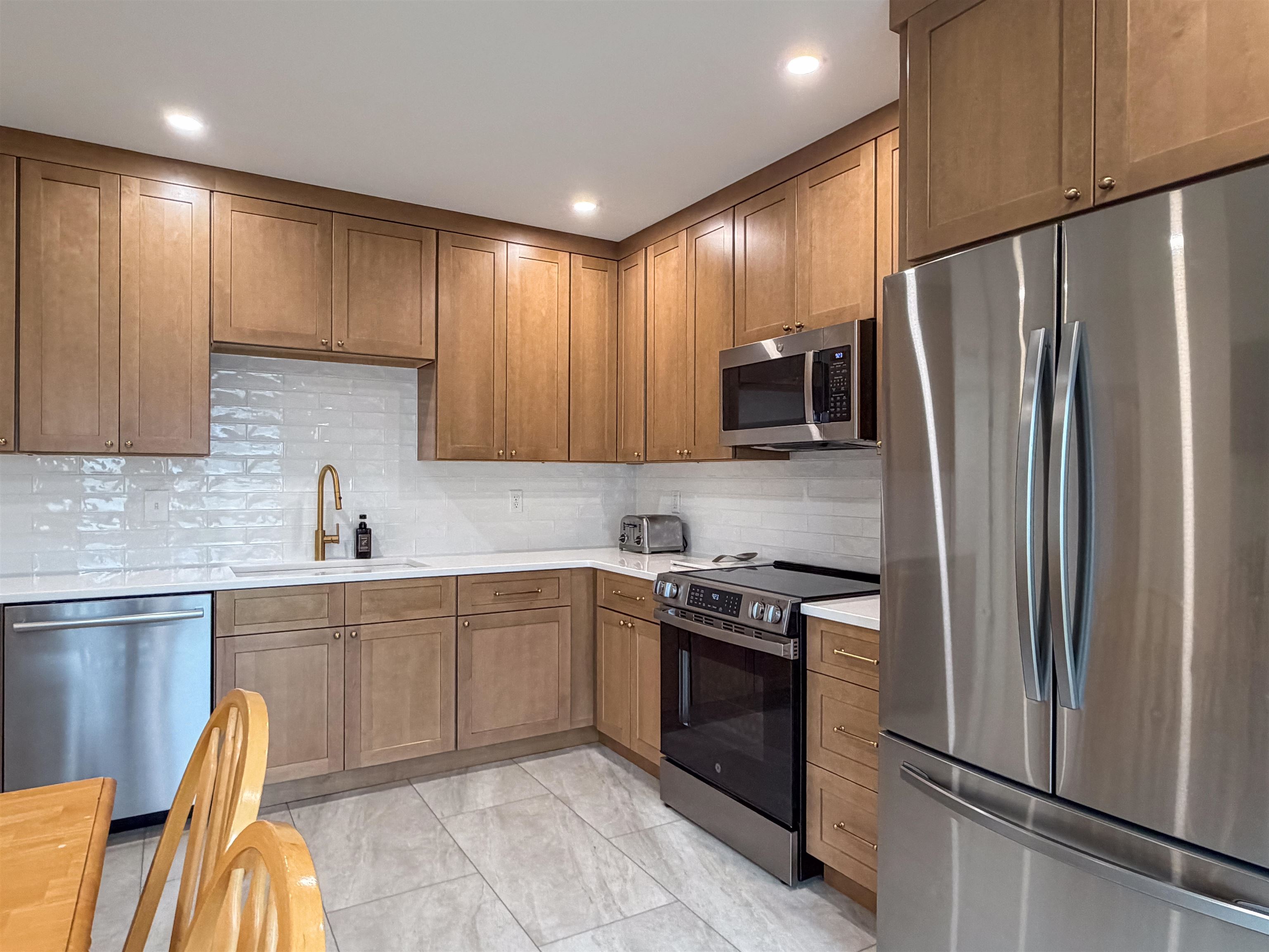 212 Bristol Street Property Photo 18