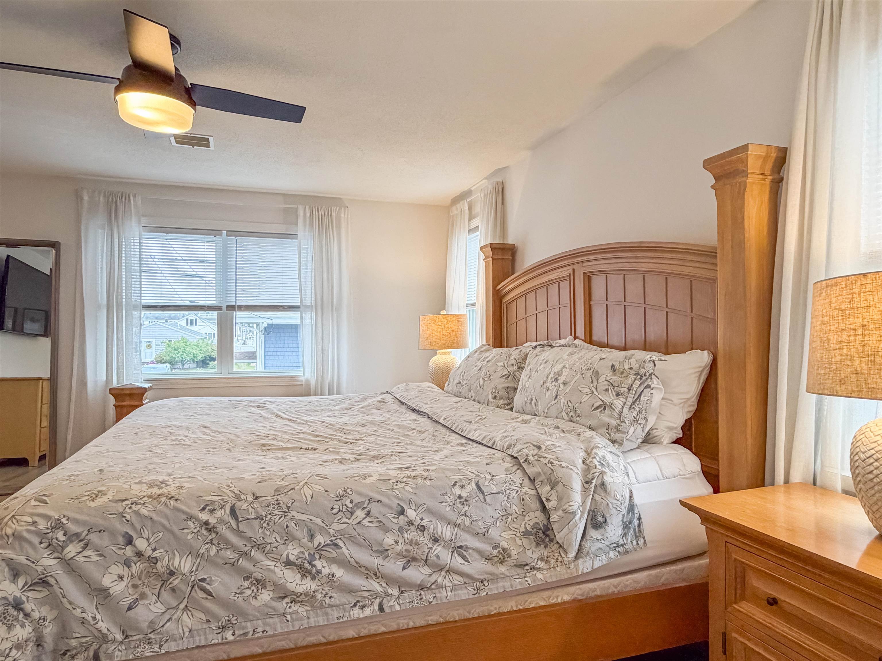 212 Bristol Street Property Photo 25