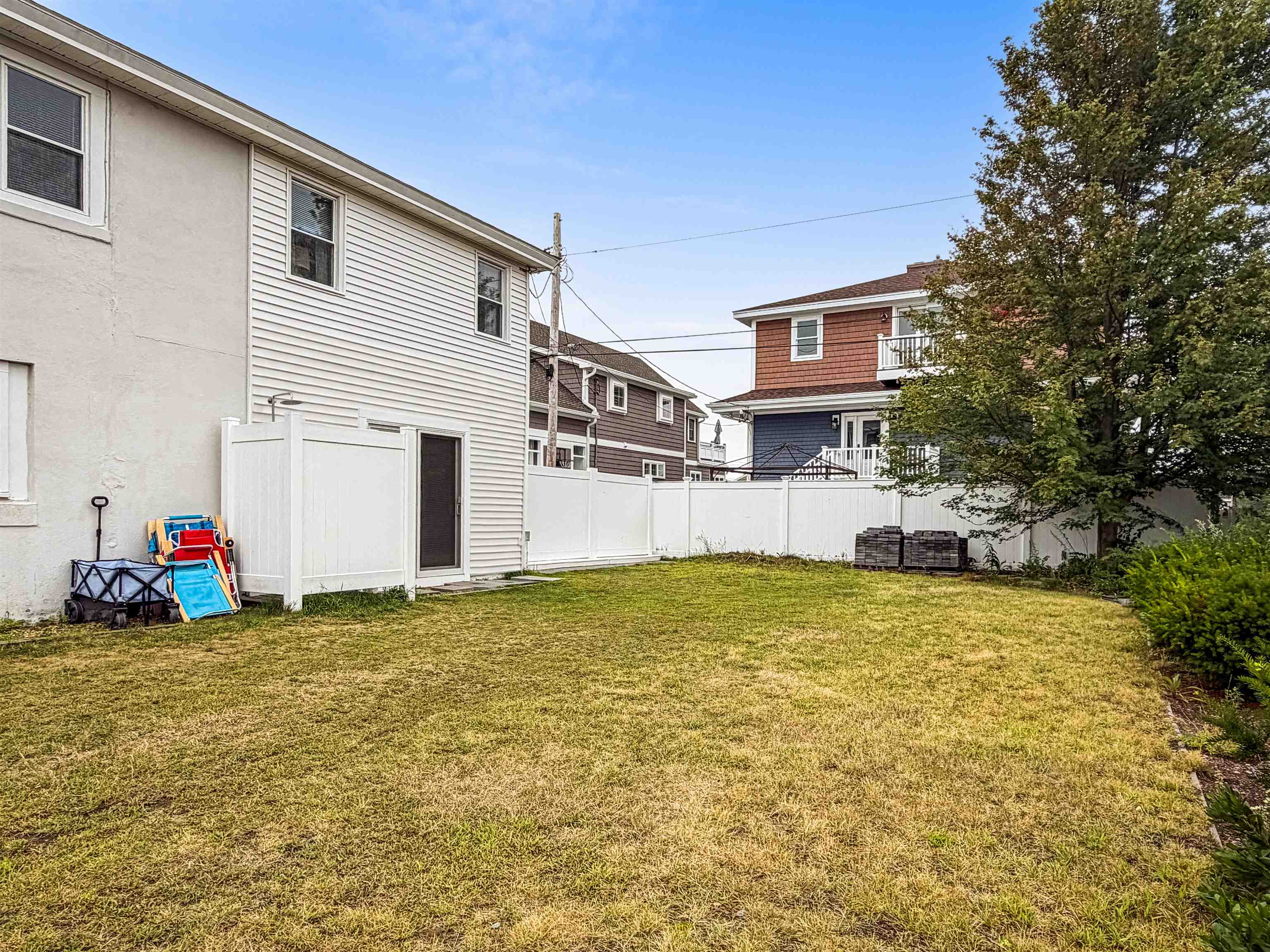 212 Bristol Street Property Photo 38