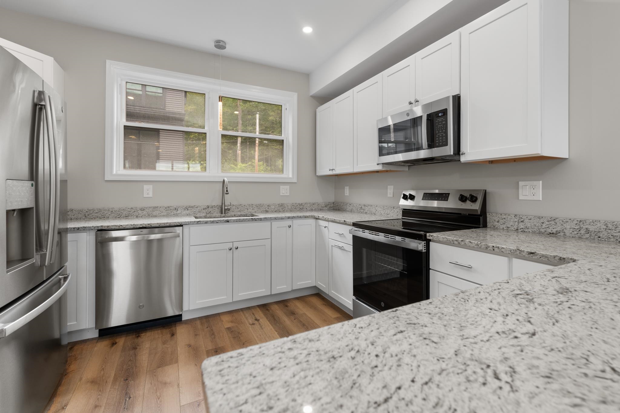 12 Cobblestone Court Property Photo 9