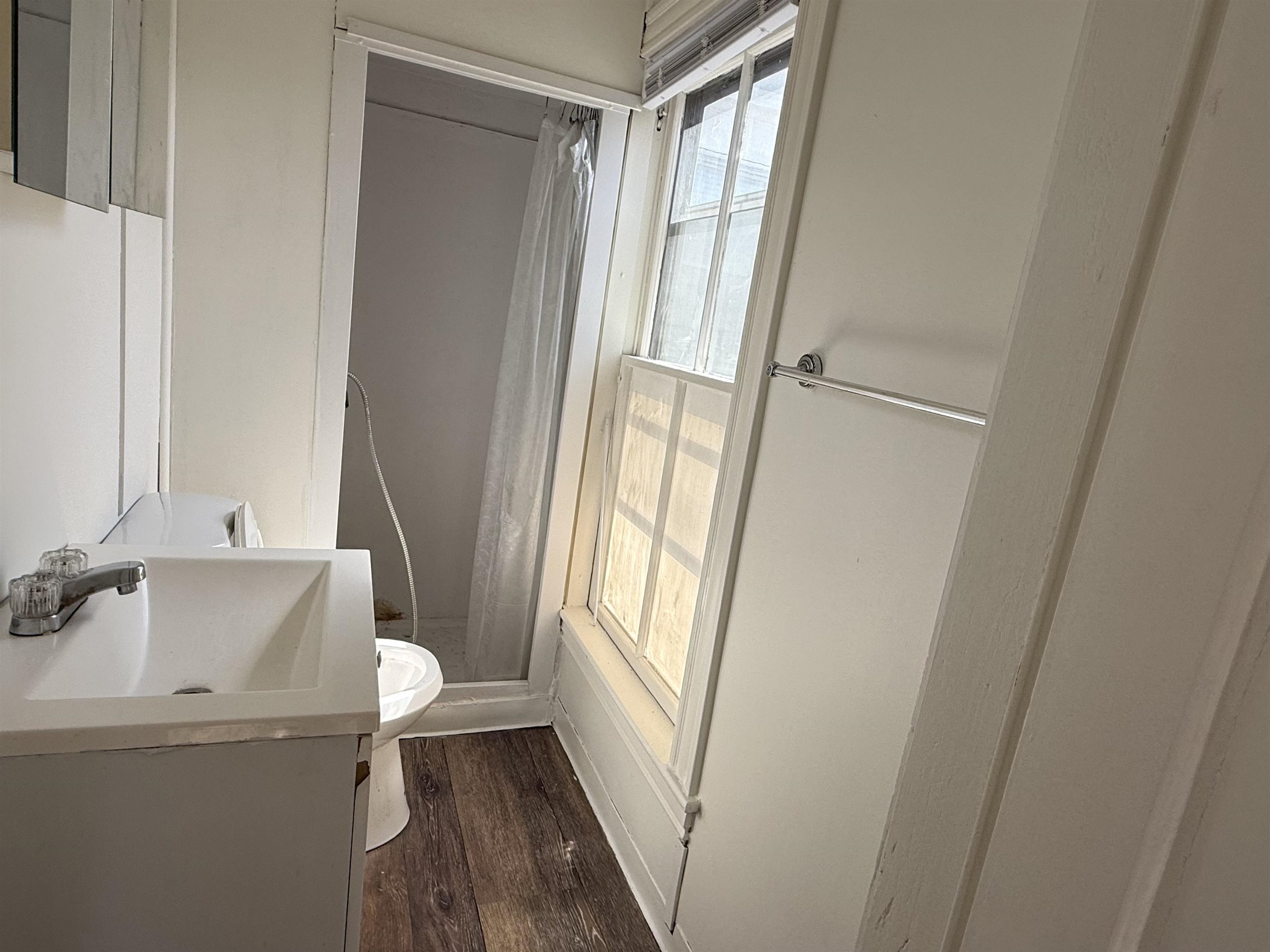1073 Union Avenue Property Photo 5