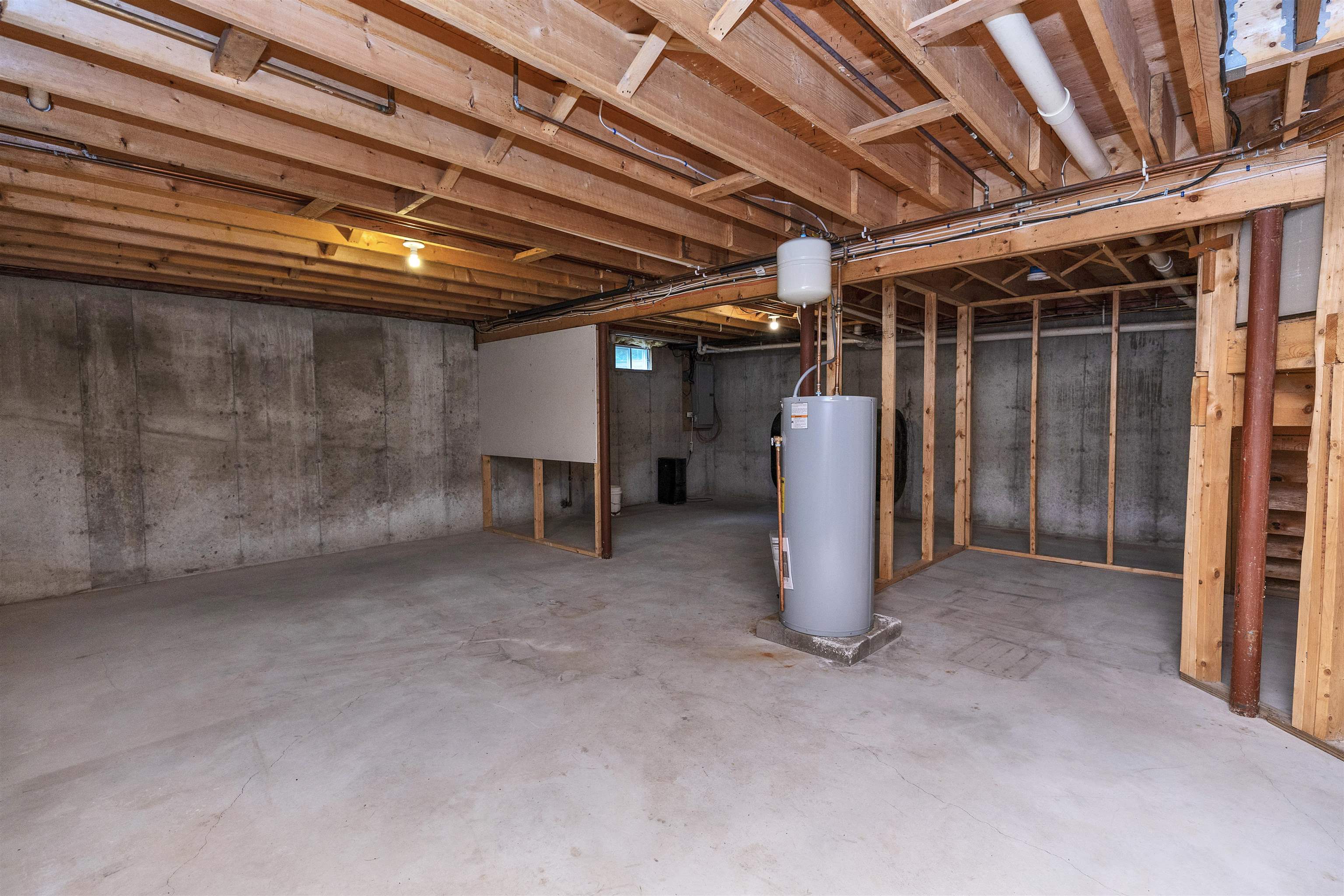 68 Pleasant Street Property Photo 43