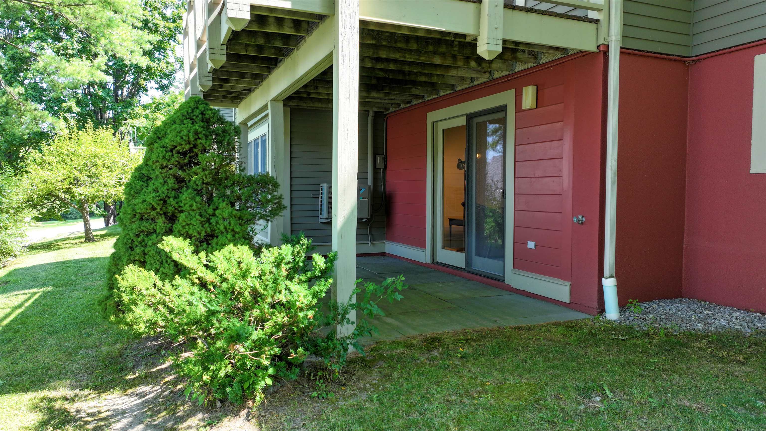 12 Little Pond Road Property Photo 5