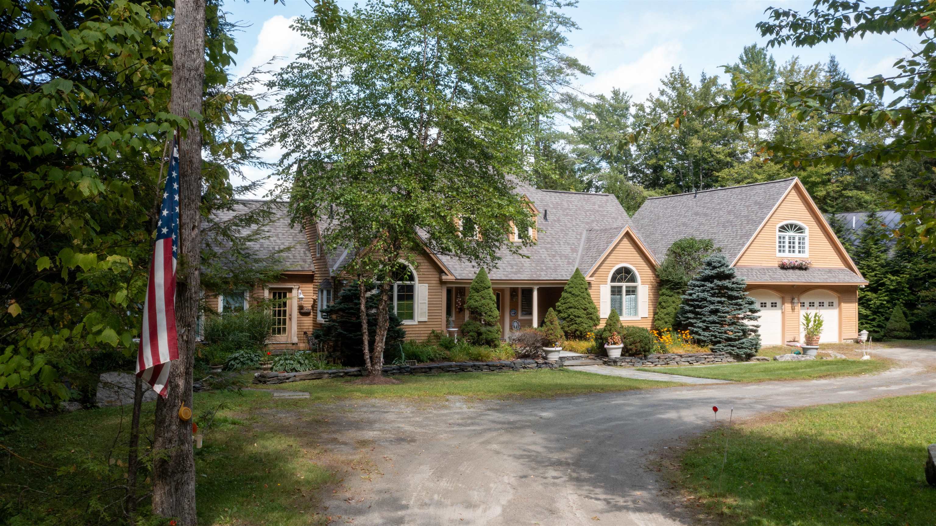 1189 Cole Pond Road Property Photo 2