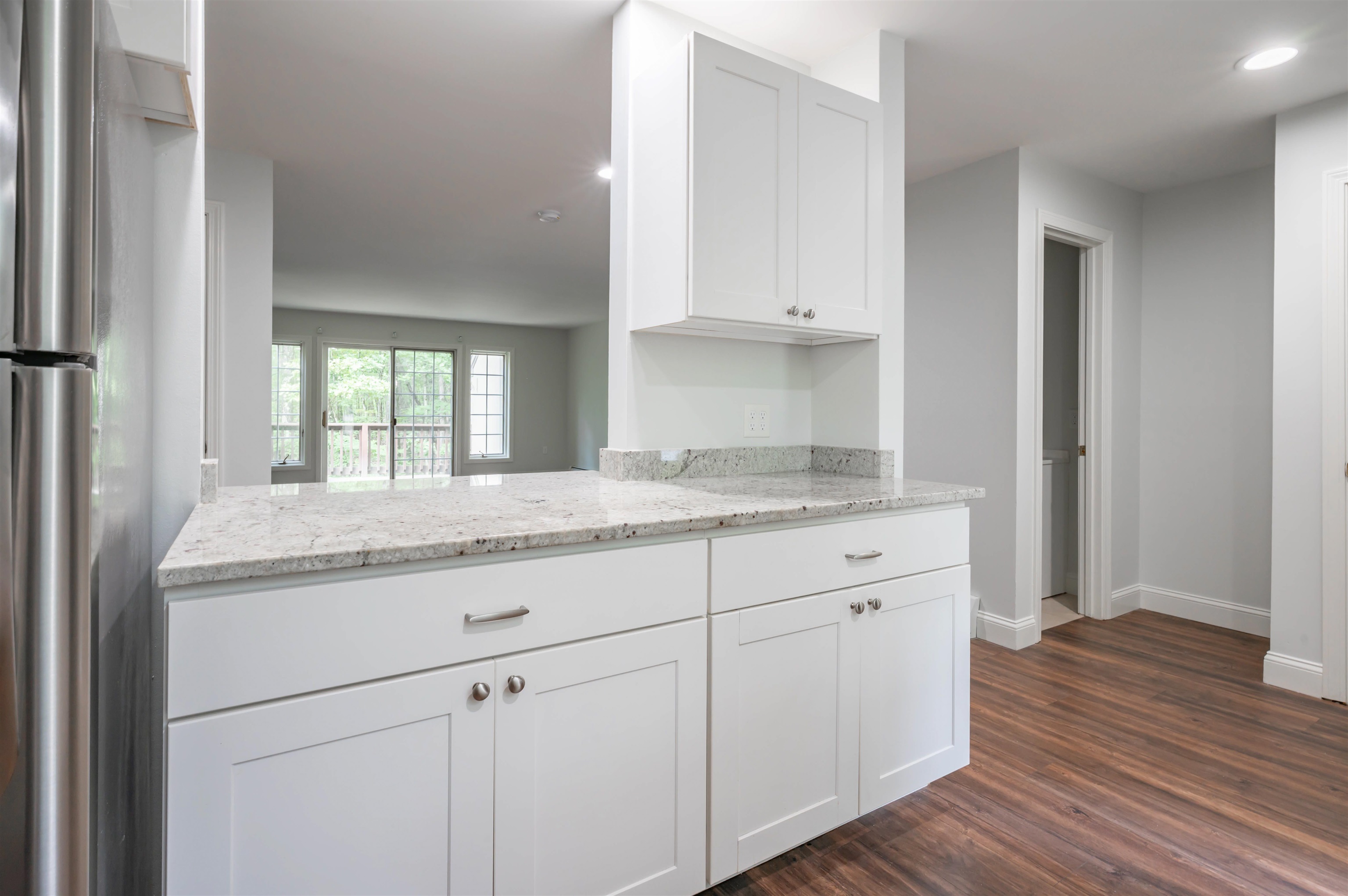 1465 Hooksett Road Property Photo 3