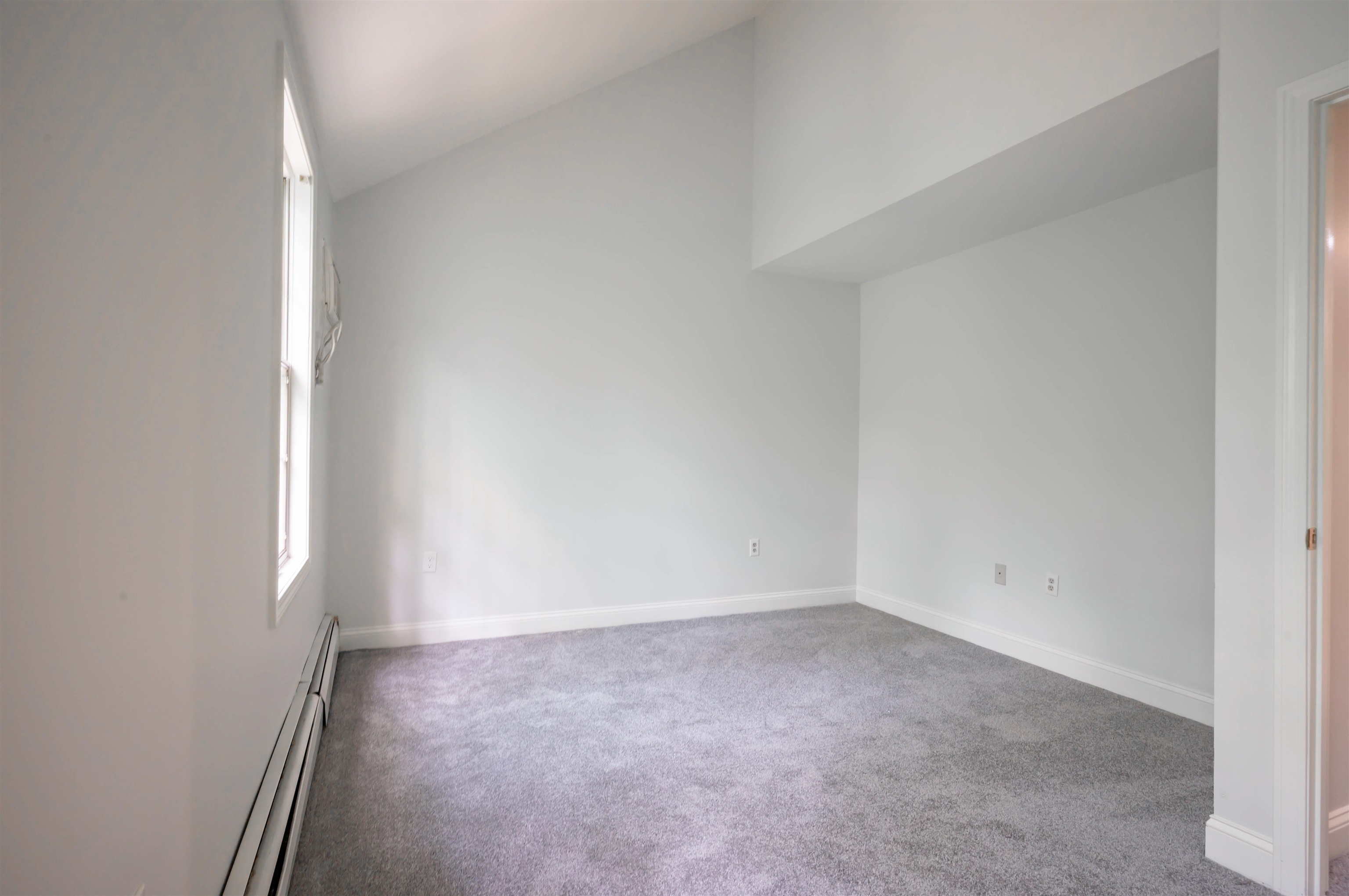 1465 Hooksett Road Property Photo 16