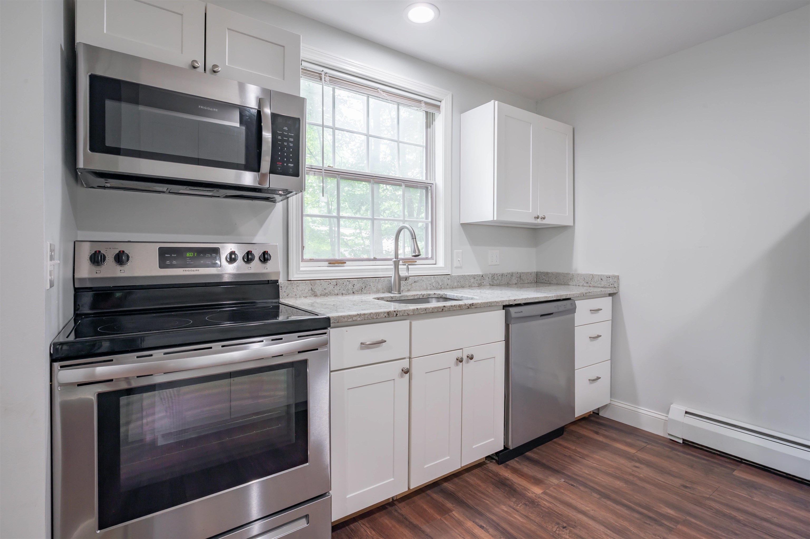 1465 Hooksett Road Property Photo 20