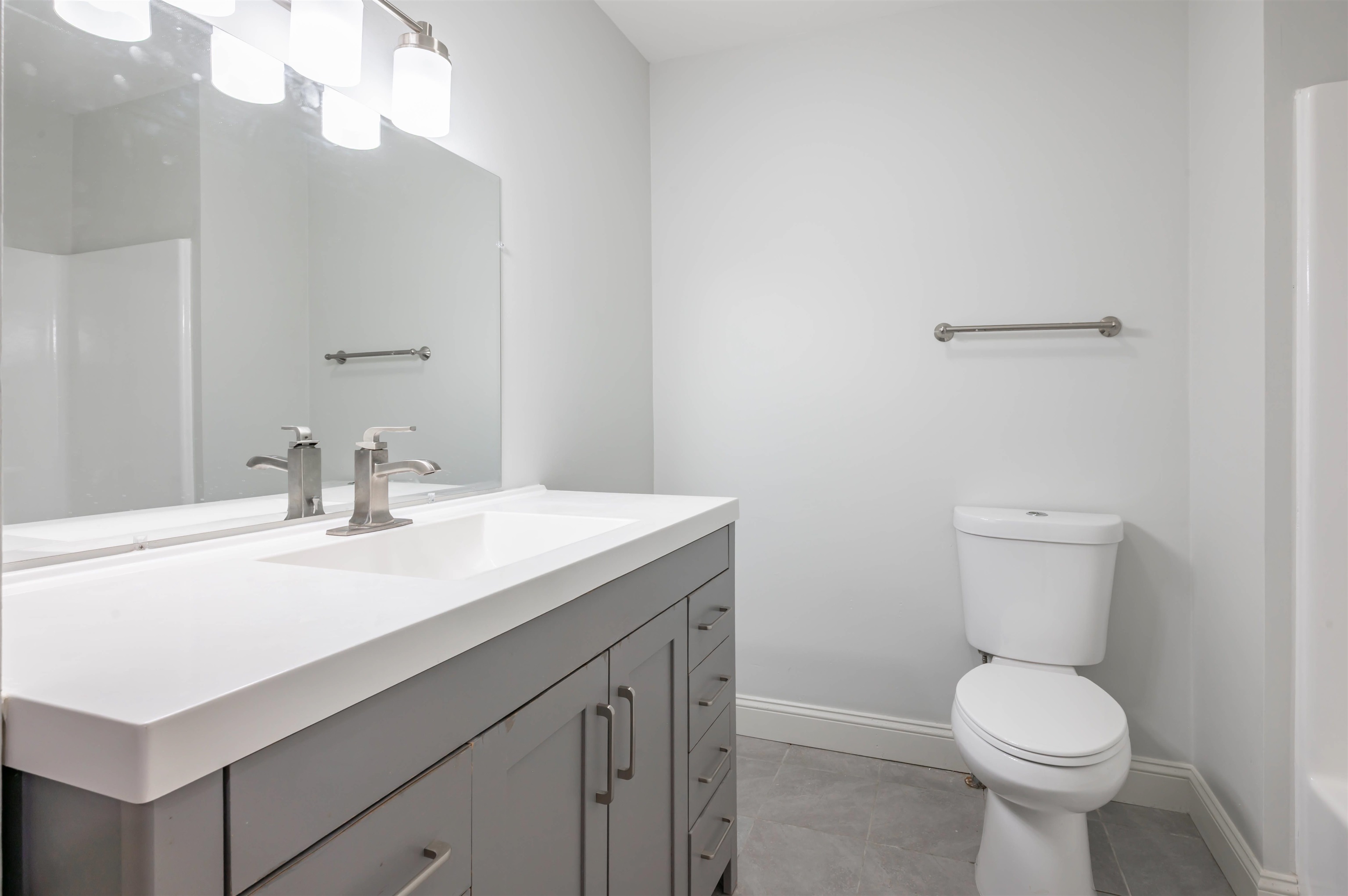 1465 Hooksett Road Property Photo 22