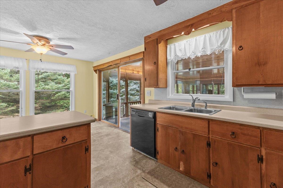 1085 Lamkin Street Property Photo 15